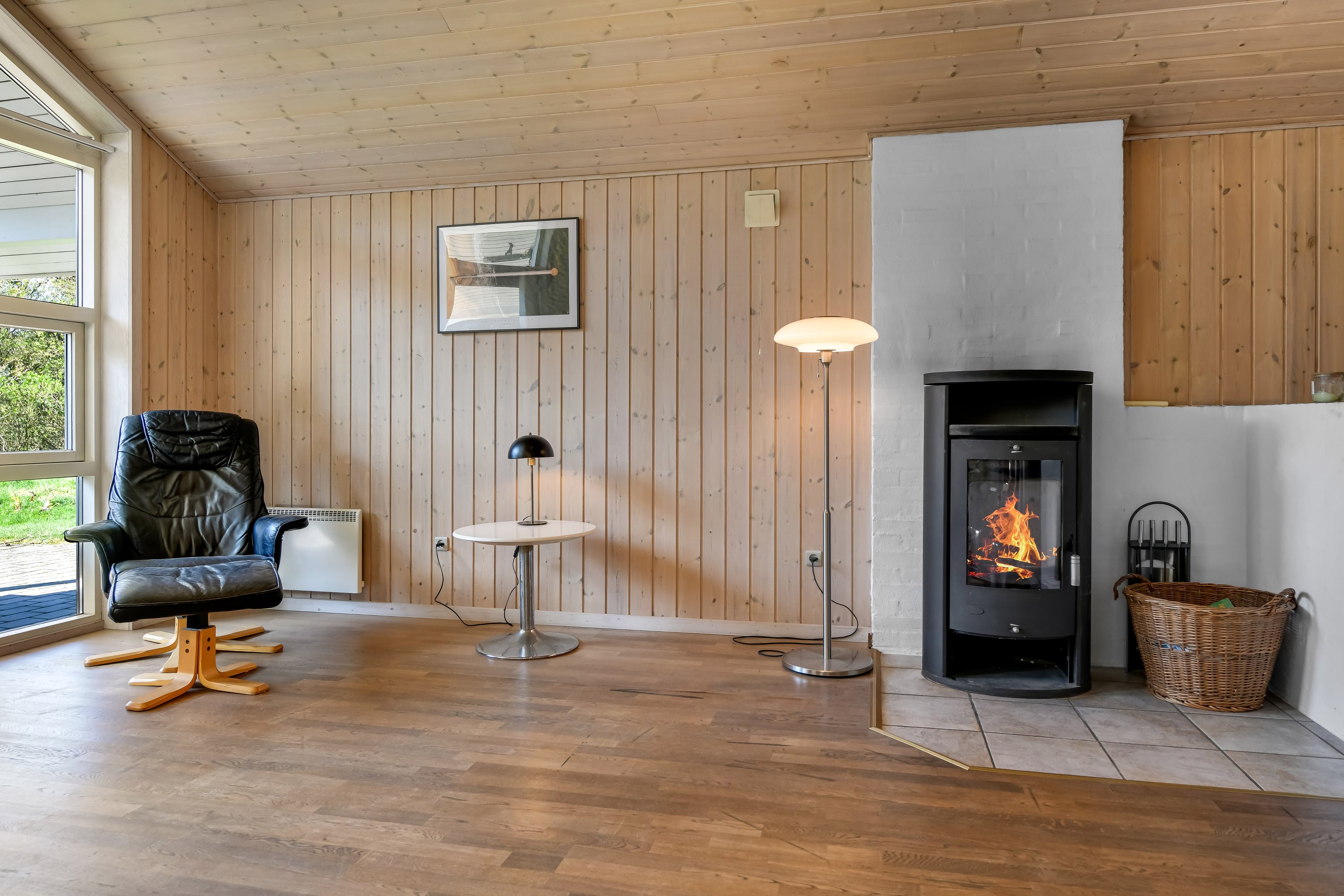 Fremhævet stue billede i fuldskærmstilstand. Billede af Hybenvej 15, 6857 Blåvand