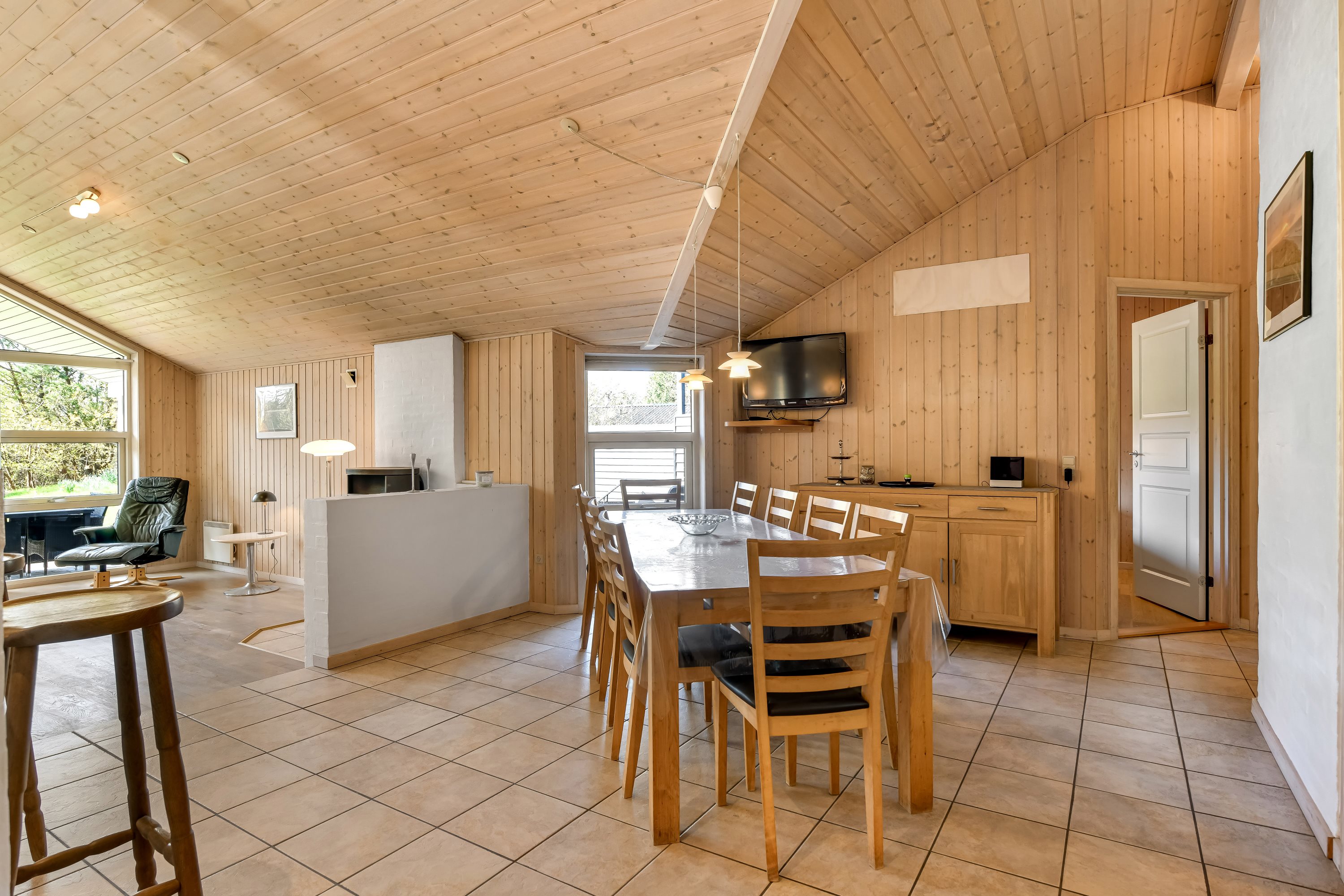 Fremhævet stue billede i fuldskærmstilstand. Billede af Hybenvej 15, 6857 Blåvand