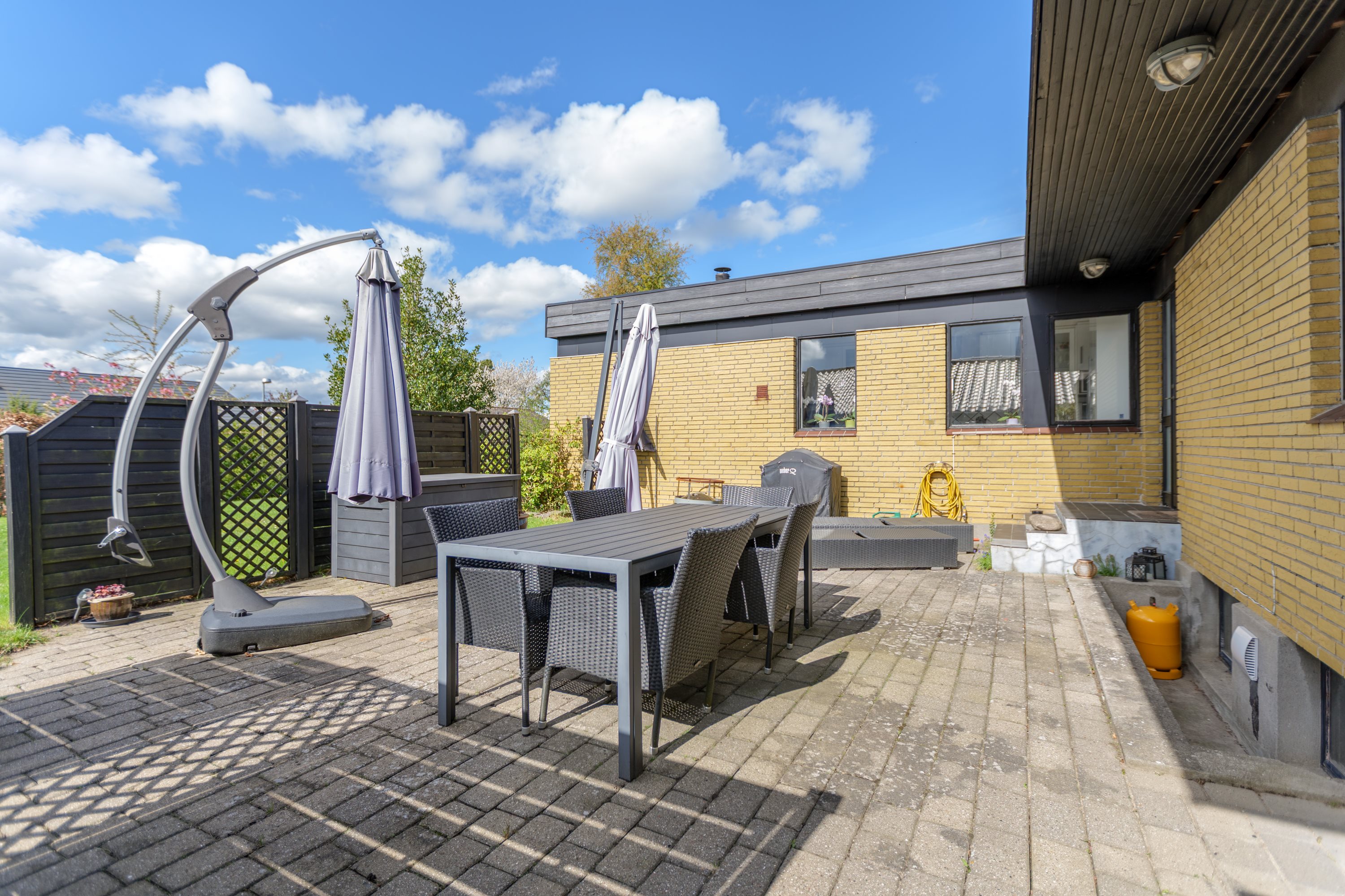 Miniaturebillede 1: ude. Billede af Fuglehavevej 86, 2750 Ballerup