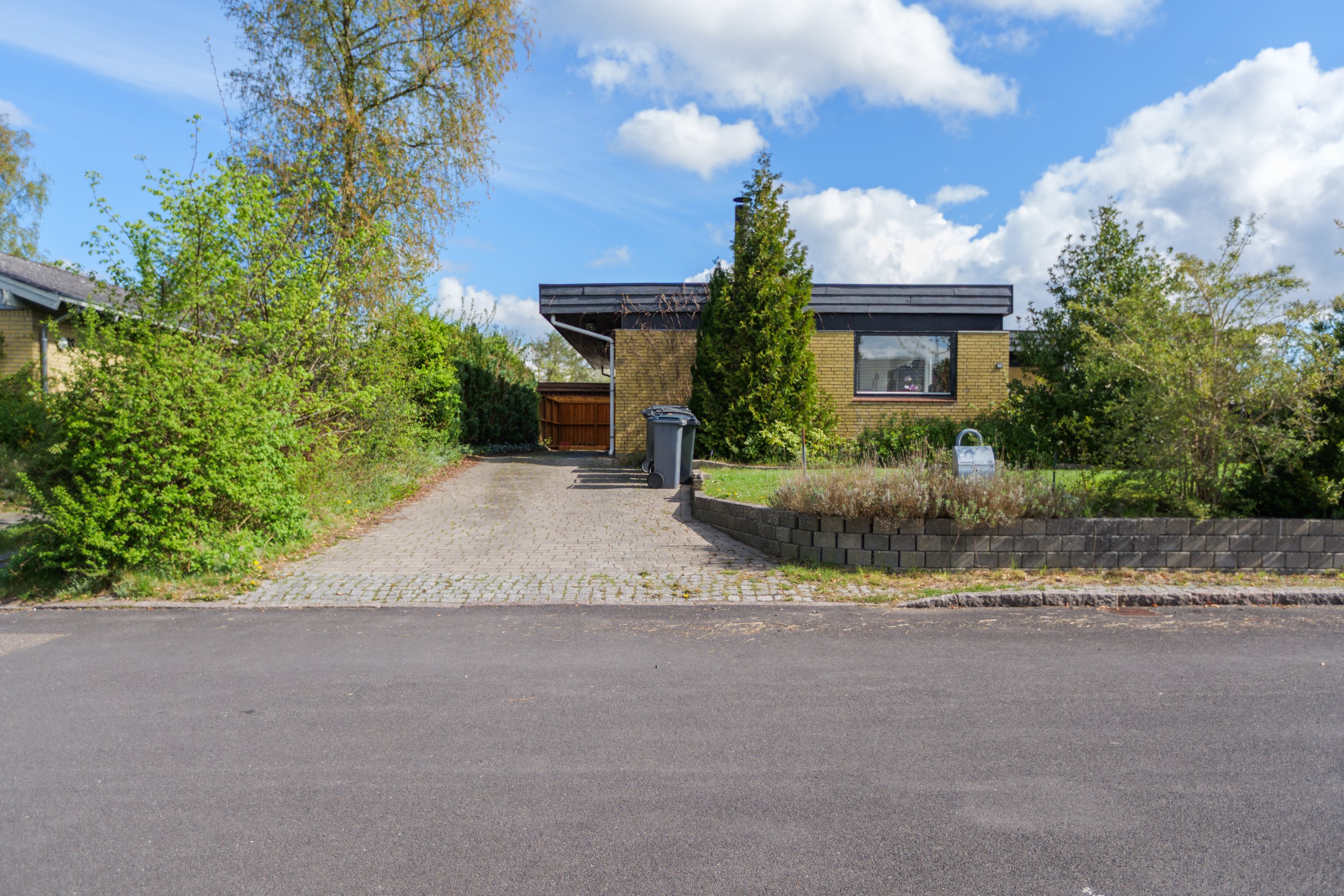 Fremhævet ude billede i fuldskærmstilstand. Billede af Fuglehavevej 86, 2750 Ballerup