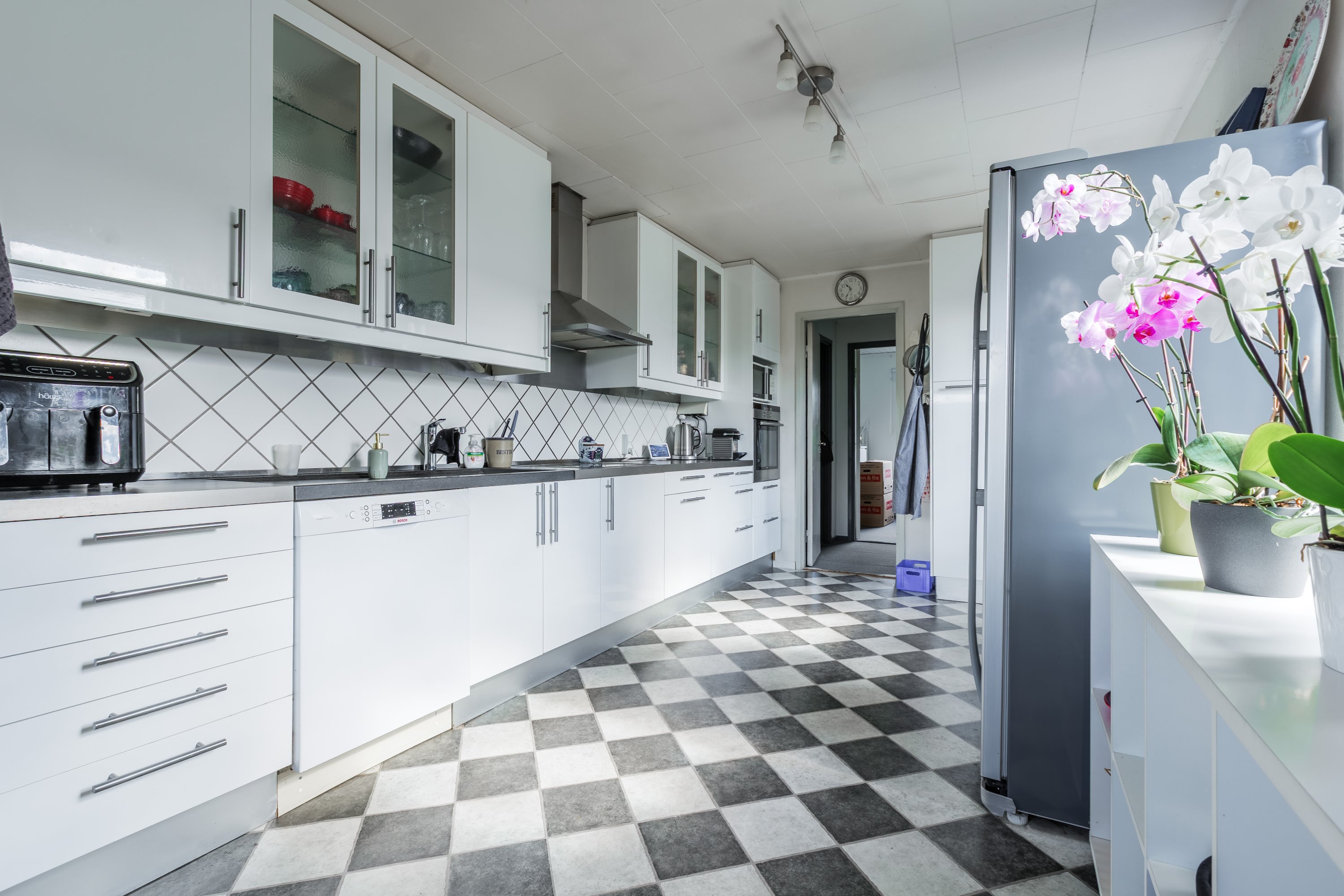 Fremhævet køkken billede i fuldskærmstilstand. Billede af Fuglehavevej 86, 2750 Ballerup