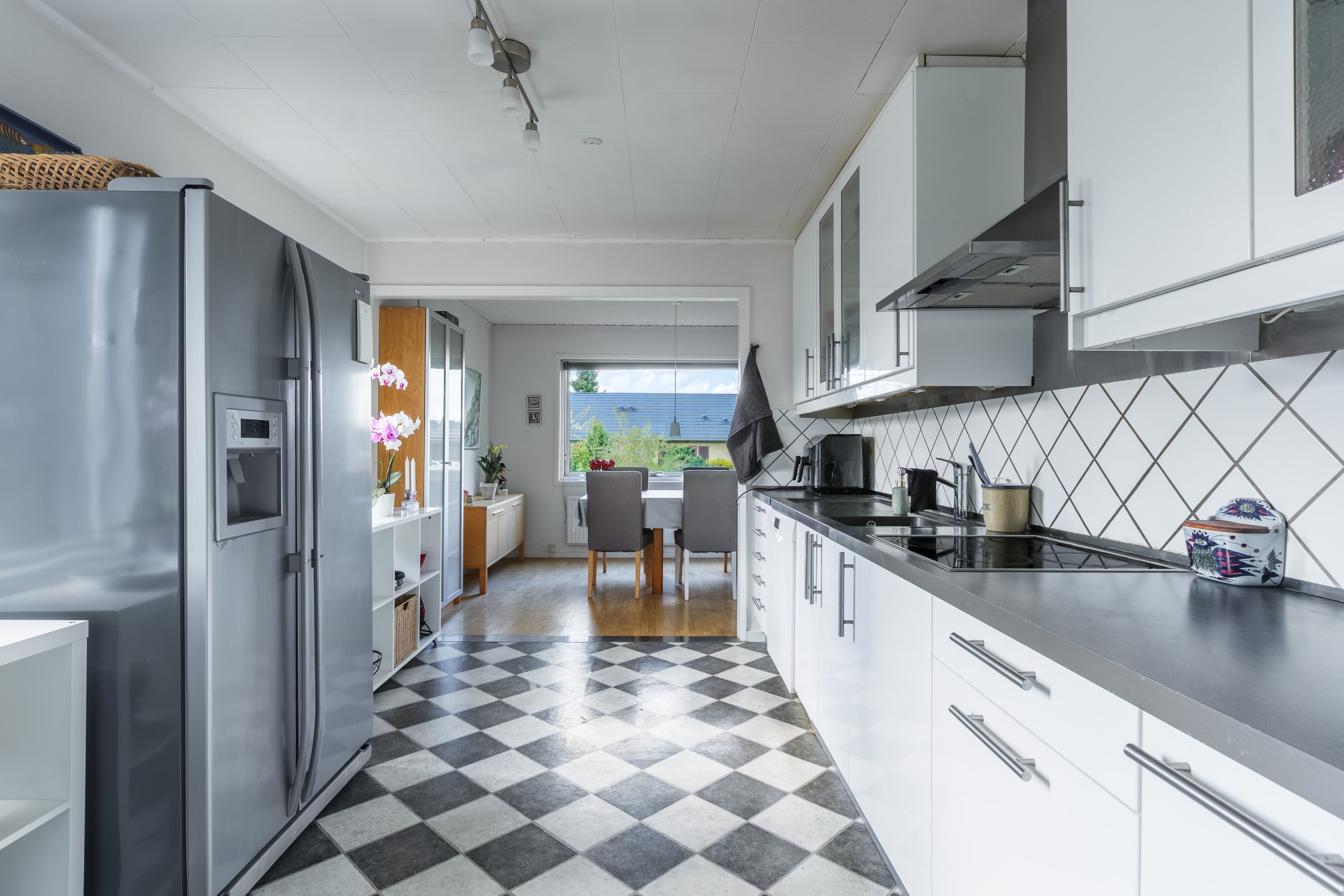 Fremhævet køkken billede i fuldskærmstilstand. Billede af Fuglehavevej 86, 2750 Ballerup