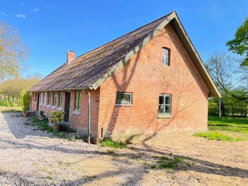 Miniaturebillede 1: . Billede af Kræmmervejen 34, Vellev, 8860 Ulstrup