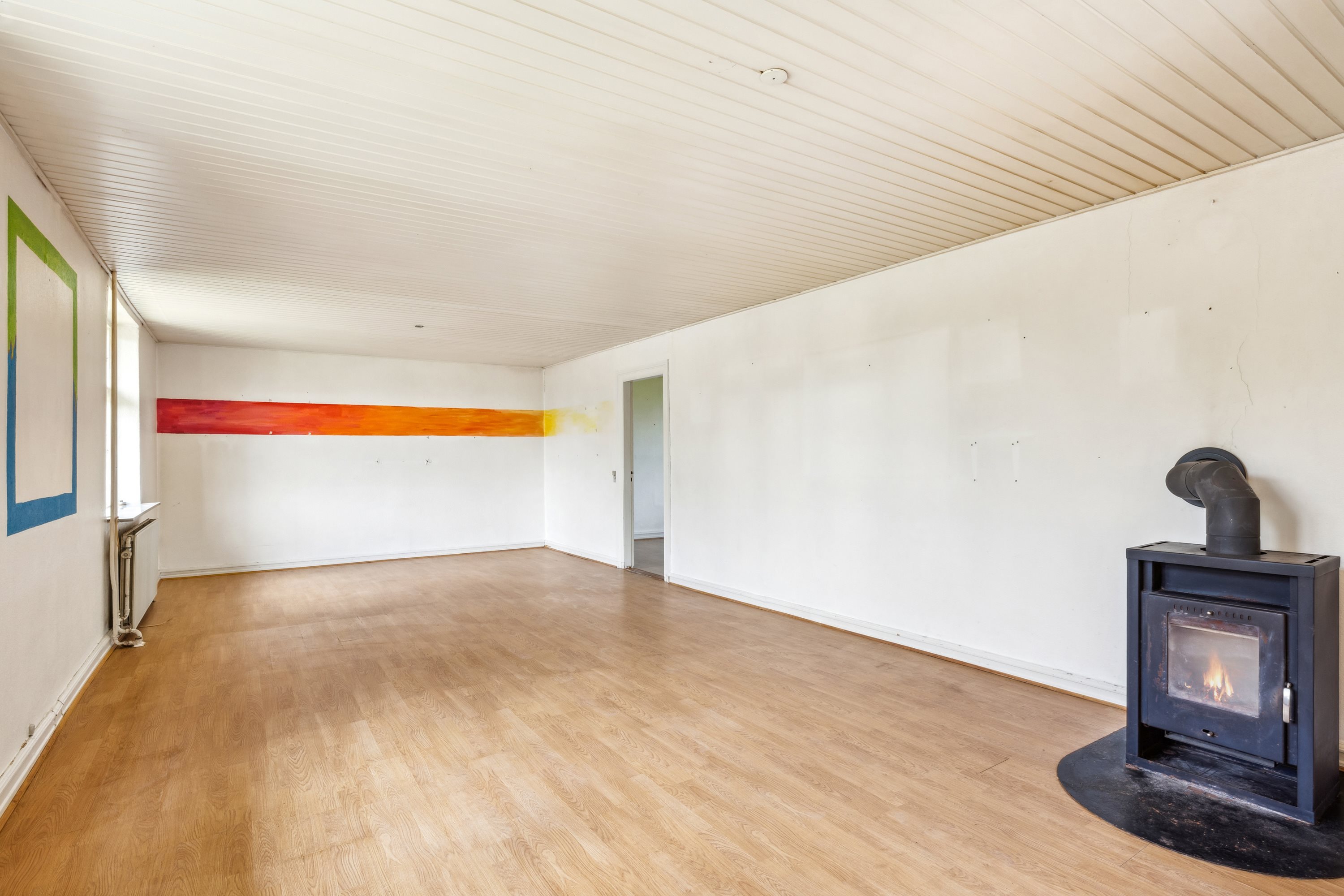 Fremhævet stue billede i fuldskærmstilstand. Billede af Vandmøllevej 1, Fannerup, 8560 Kolind