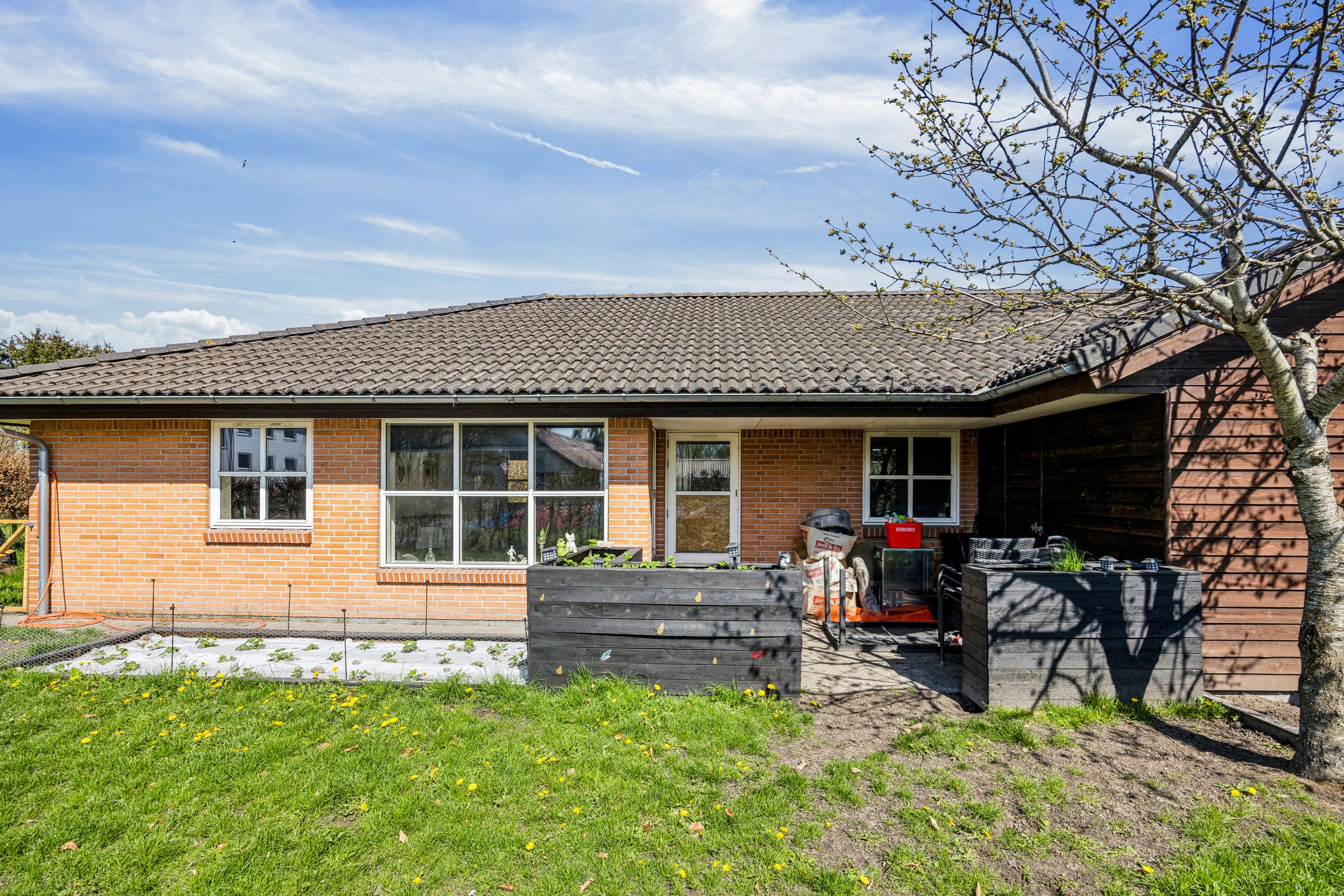 Fremhævet ejendom 1 billede i fuldskærmstilstand. Billede af Sogneparken 7, Ulsted, 9370 Hals