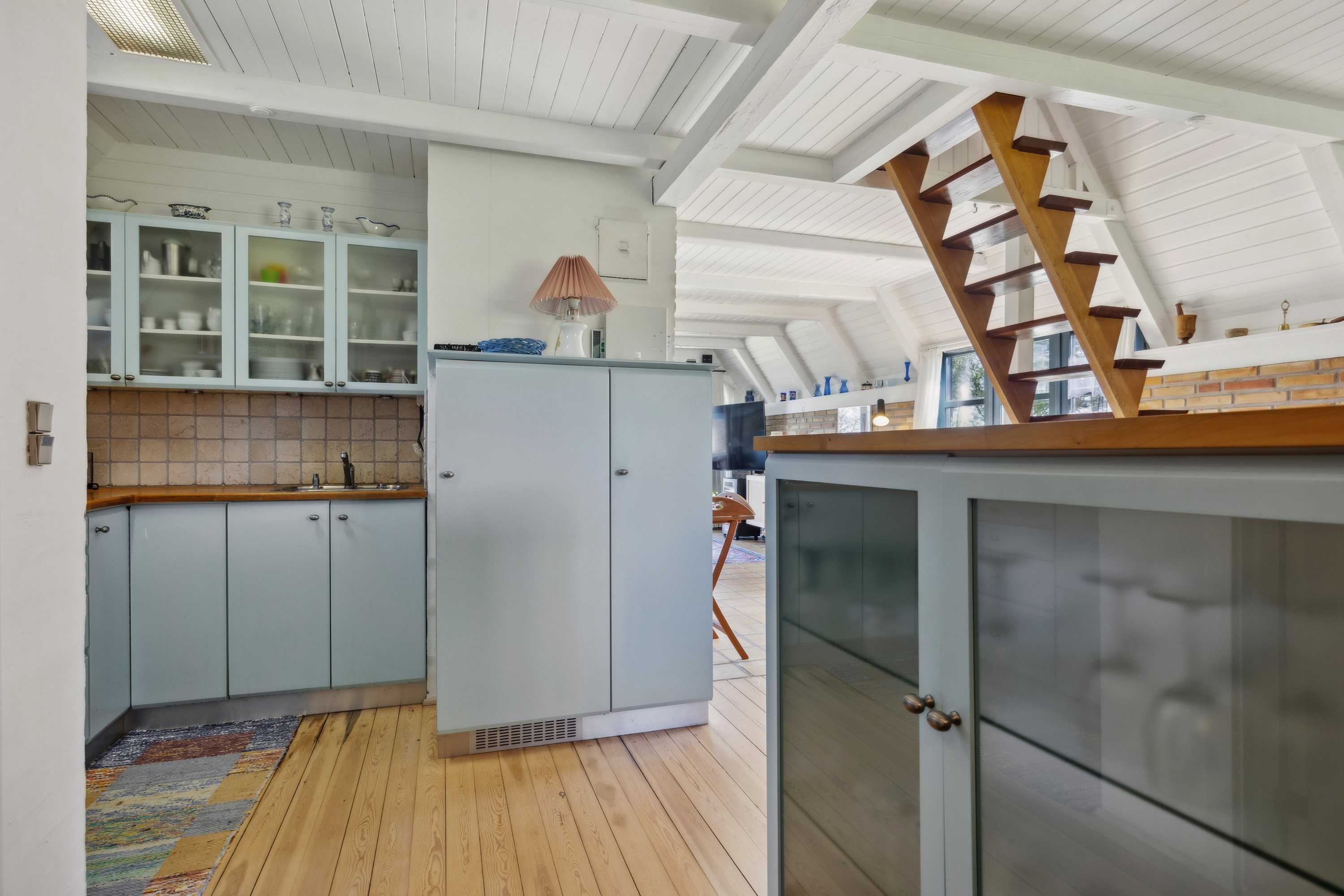 Fremhævet køkken billede i fuldskærmstilstand. Billede af Søndergade 41, Hou, 9370 Hals