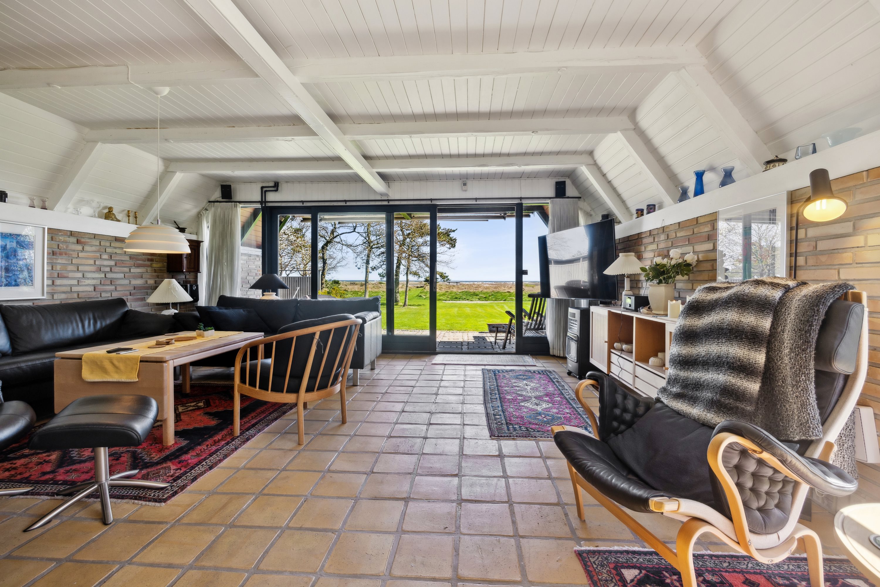 Fremhævet udestue billede i fuldskærmstilstand. Billede af Søndergade 41, Hou, 9370 Hals