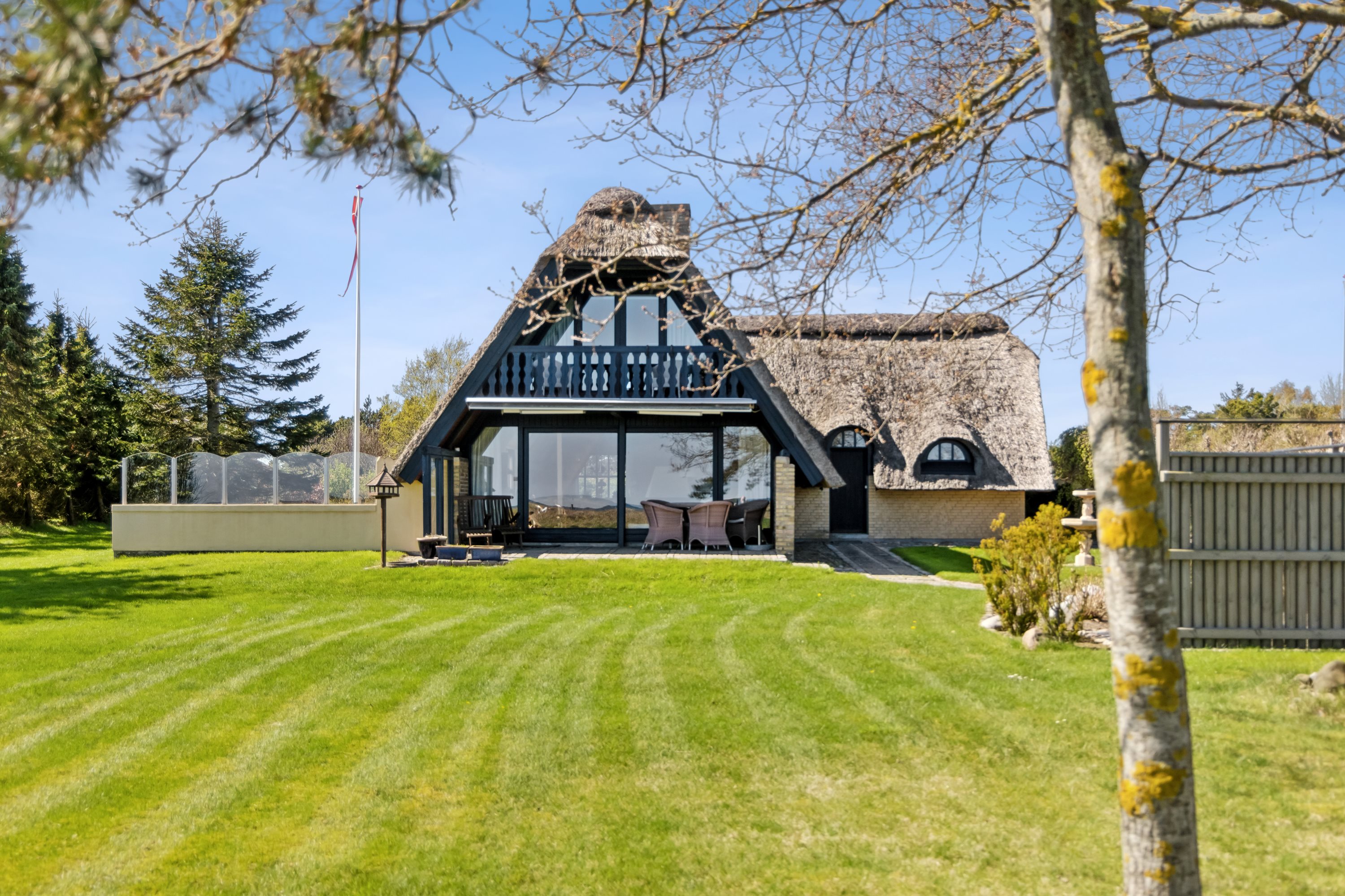 Fremhævet ejendom 1 billede i fuldskærmstilstand. Billede af Søndergade 41, Hou, 9370 Hals