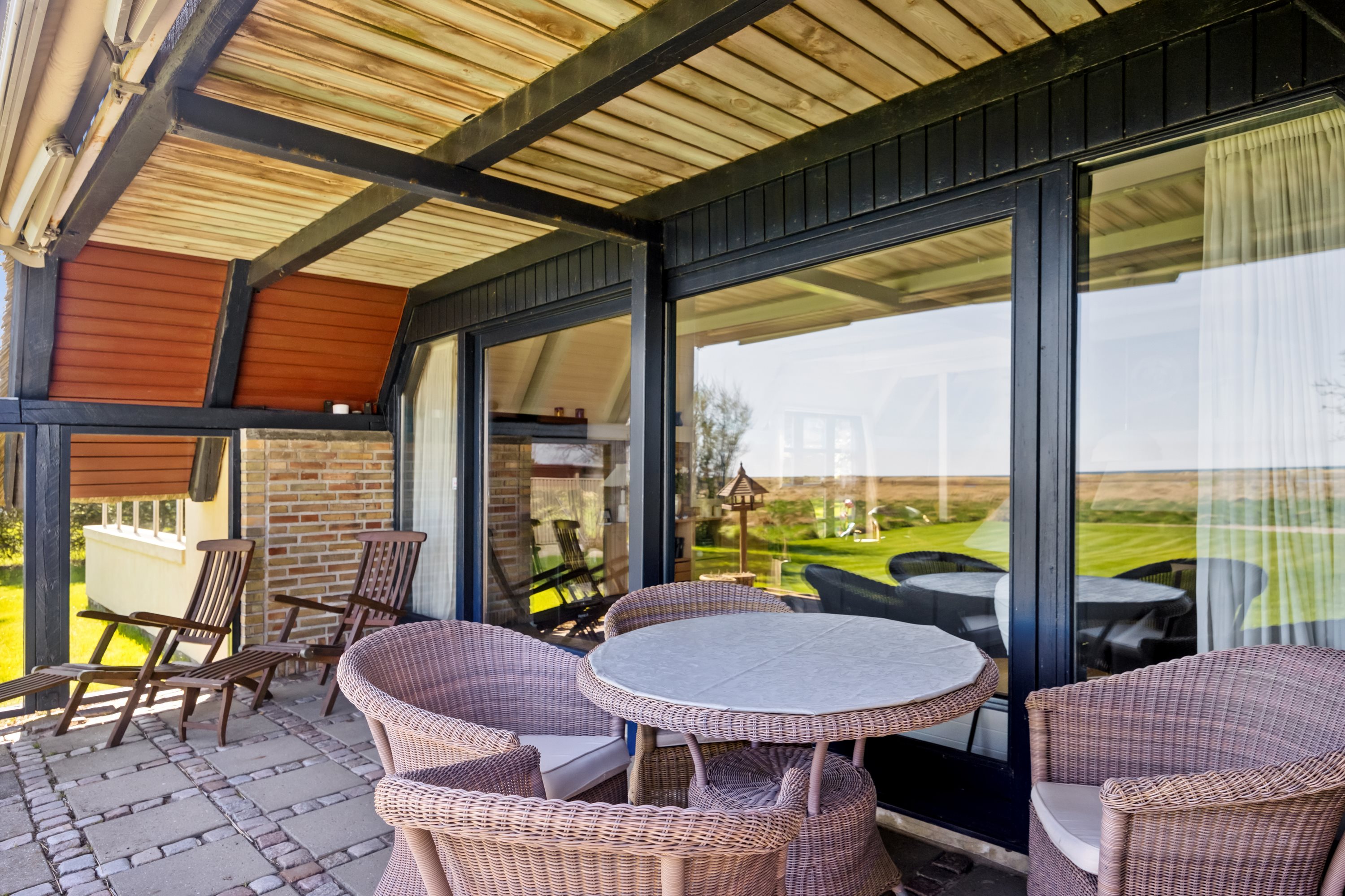 Fremhævet terrasse billede i fuldskærmstilstand. Billede af Søndergade 41, Hou, 9370 Hals