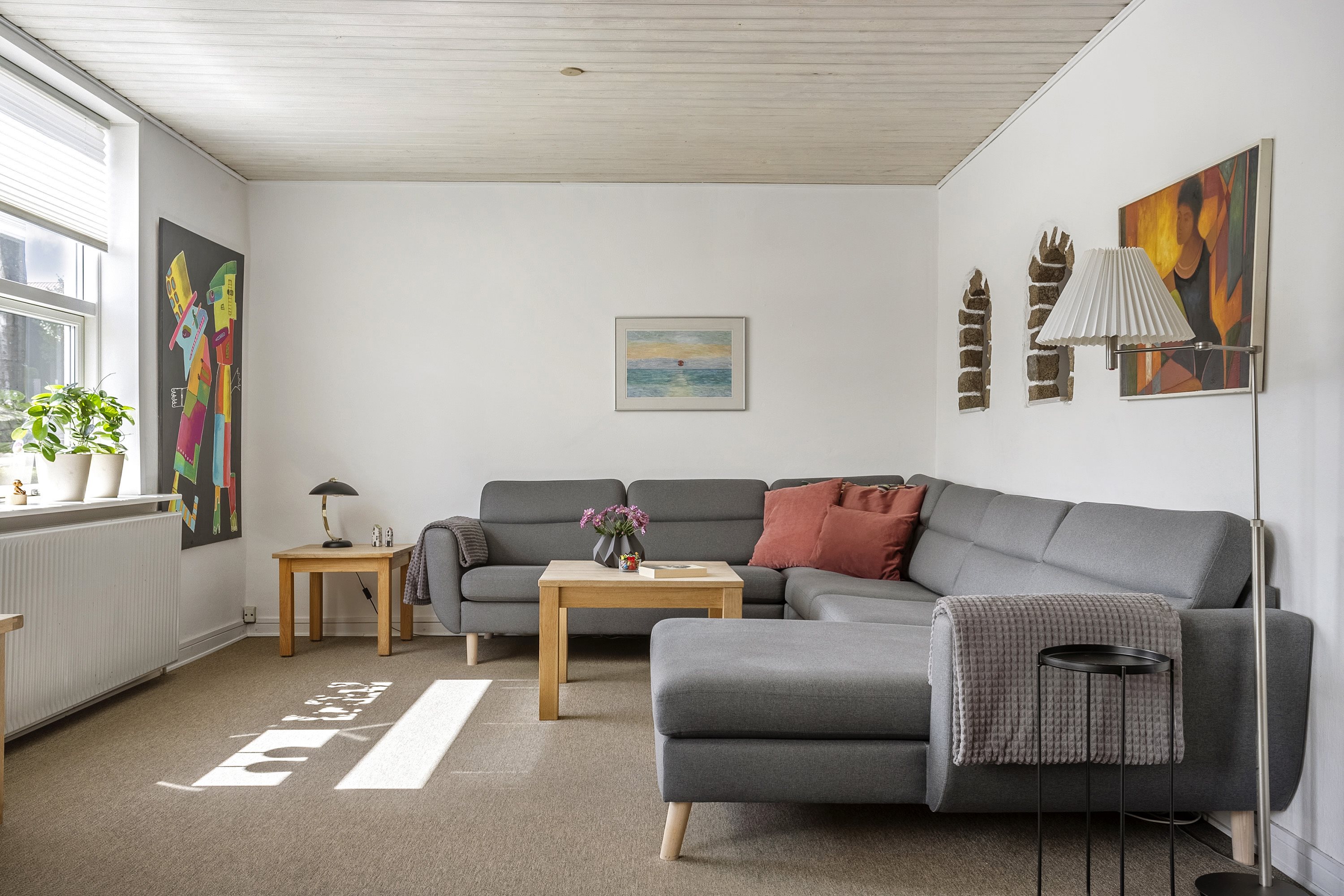 Fremhævet stue billede i fuldskærmstilstand. Billede af Baungårdsvej 10, 6600 Vejen