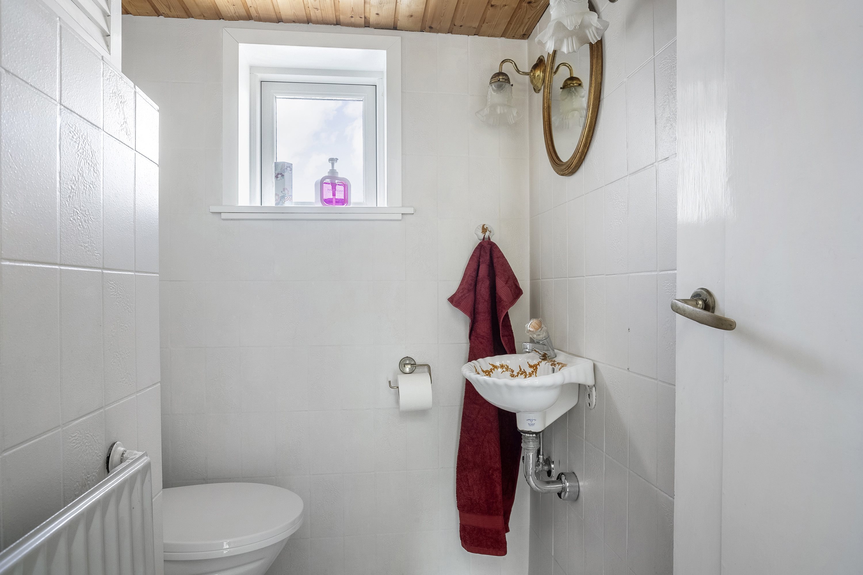 Fremhævet toilet billede i fuldskærmstilstand. Billede af Baungårdsvej 10, 6600 Vejen