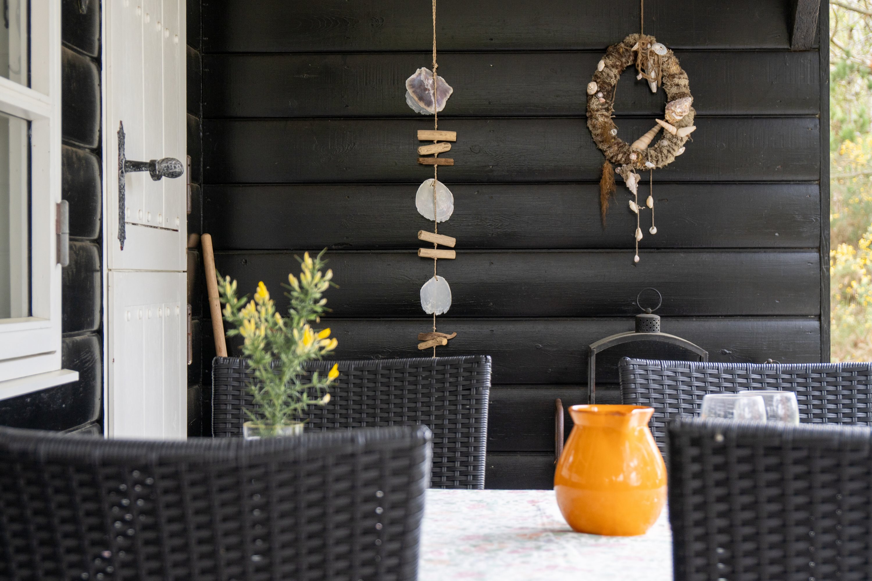 Fremhævet udendørs billede i fuldskærmstilstand. Billede af Lyngvejen 11, 4500 Nykøbing Sj