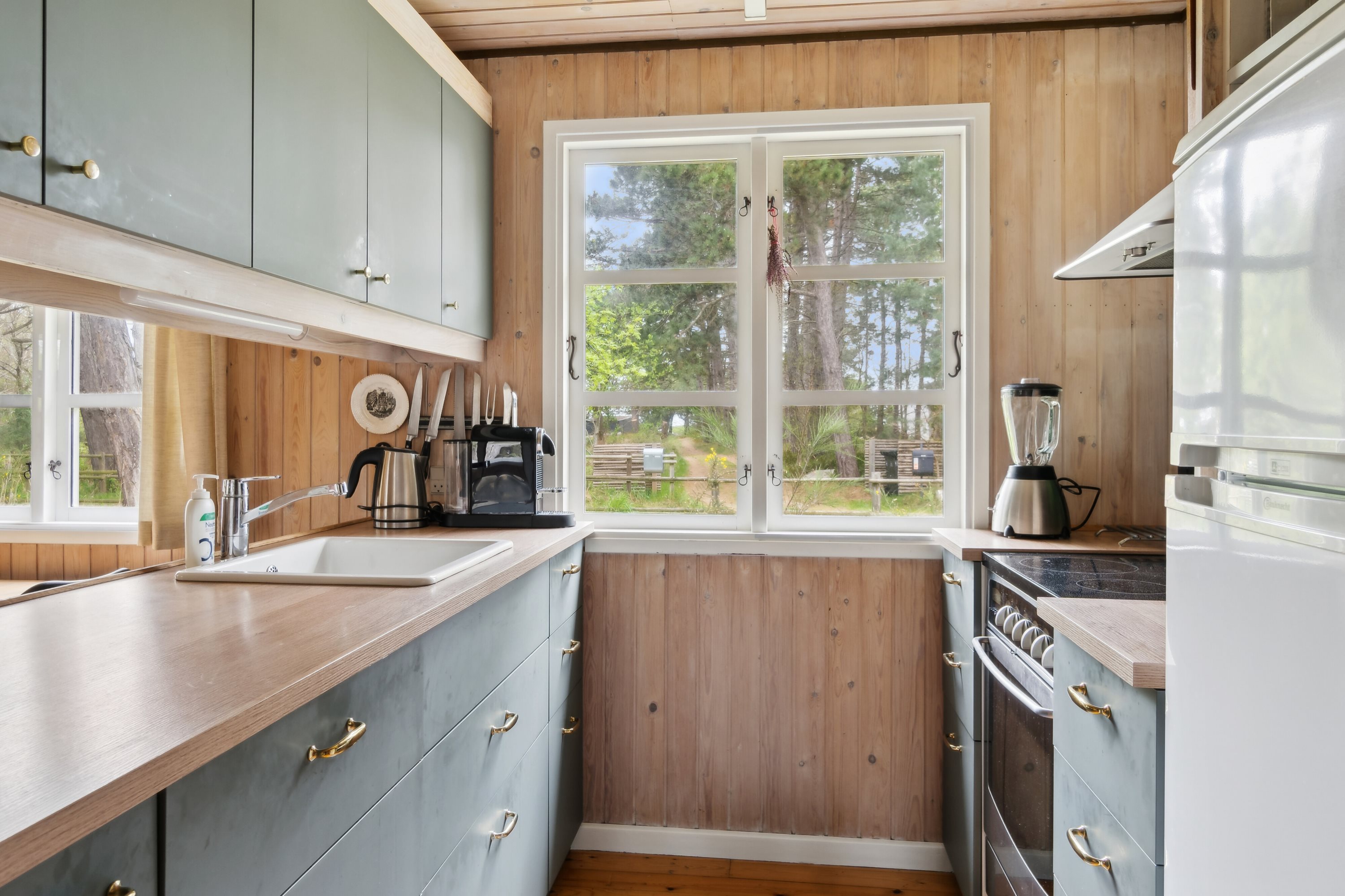 Fremhævet køkken billede i fuldskærmstilstand. Billede af Lyngvejen 11, 4500 Nykøbing Sj