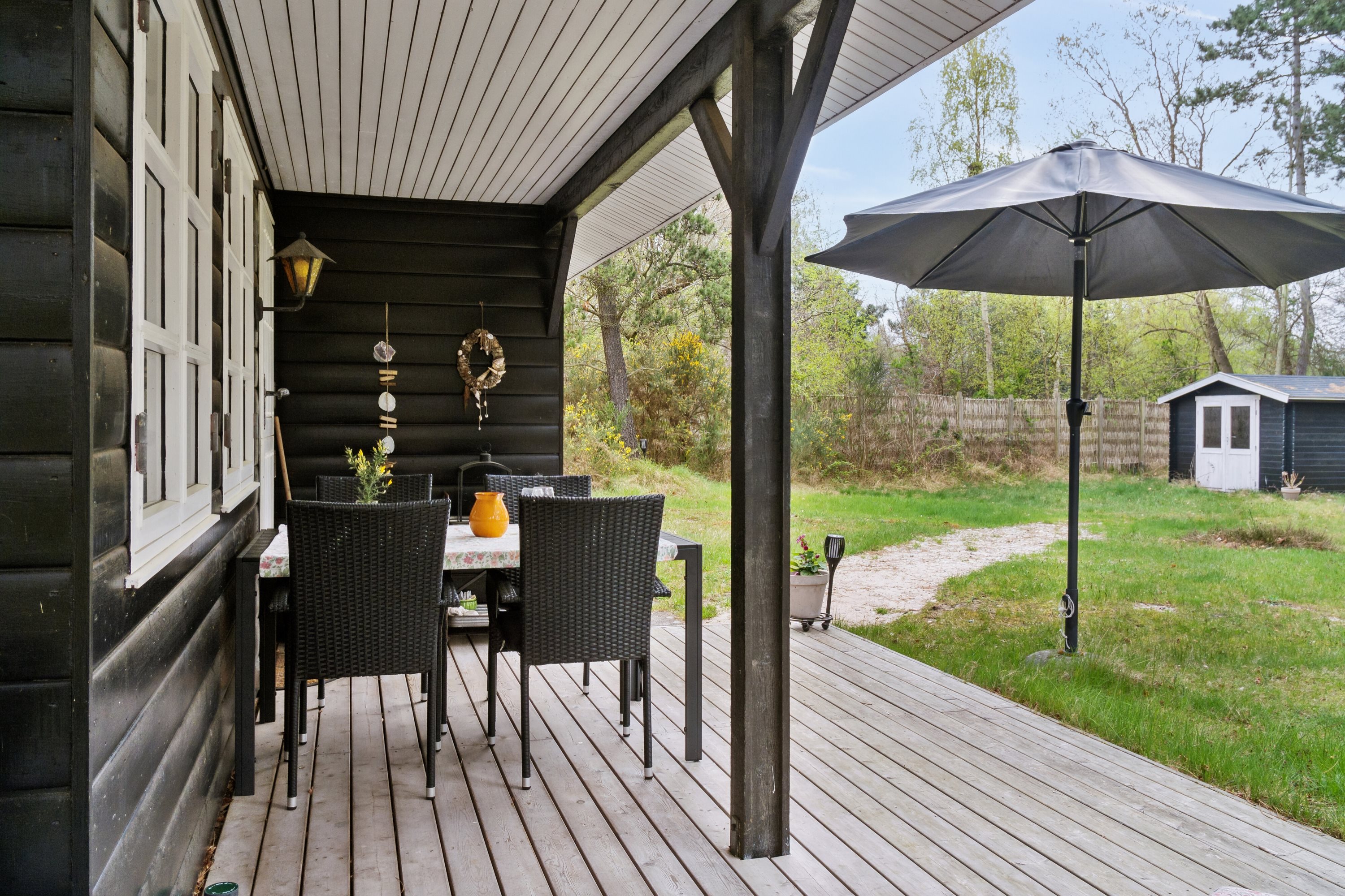 Fremhævet overdækket terrasse billede i fuldskærmstilstand. Billede af Lyngvejen 11, 4500 Nykøbing Sj