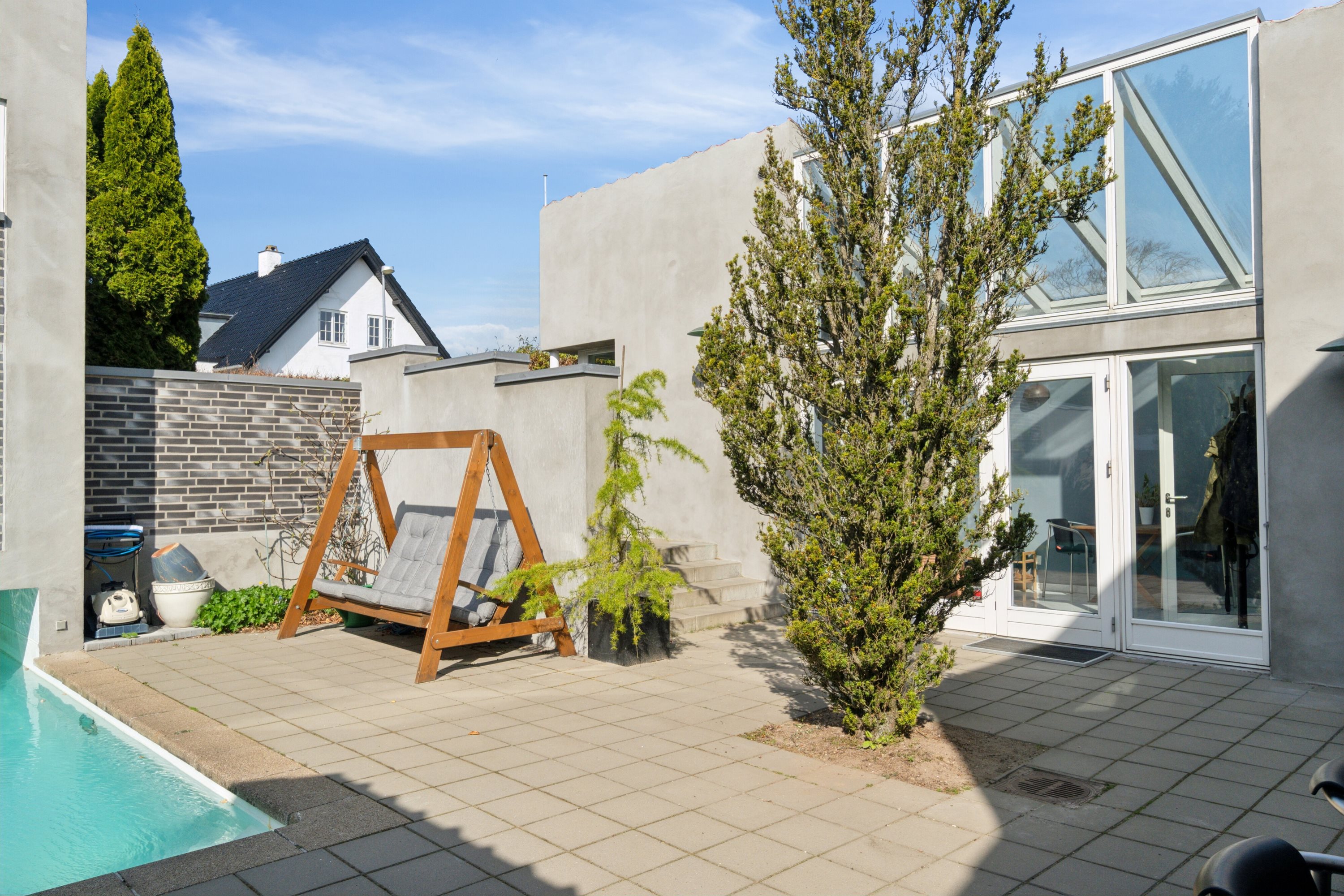 Fremhævet gårdhave billede i fuldskærmstilstand. Billede af Bævervej 15, 8270 Højbjerg