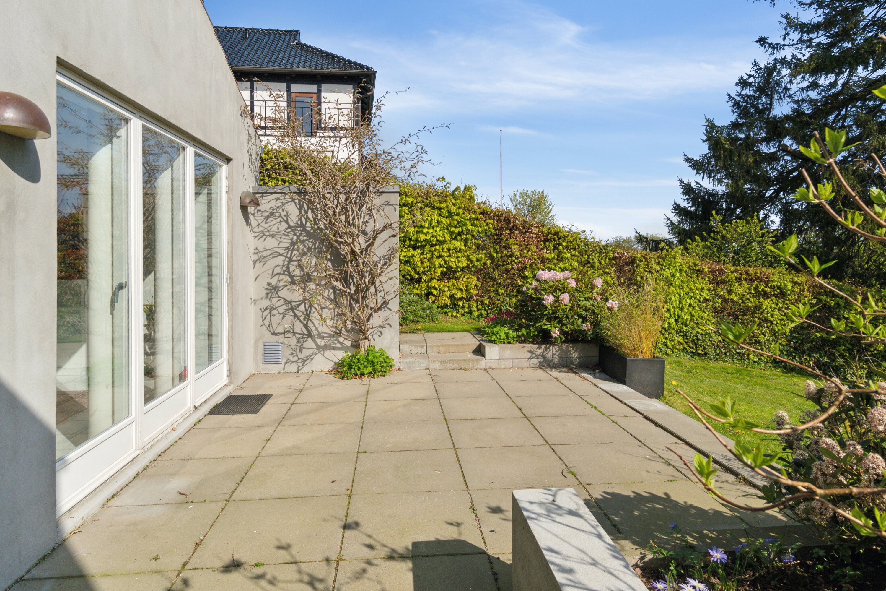 Fremhævet terrasse billede i fuldskærmstilstand. Billede af Bævervej 15, 8270 Højbjerg