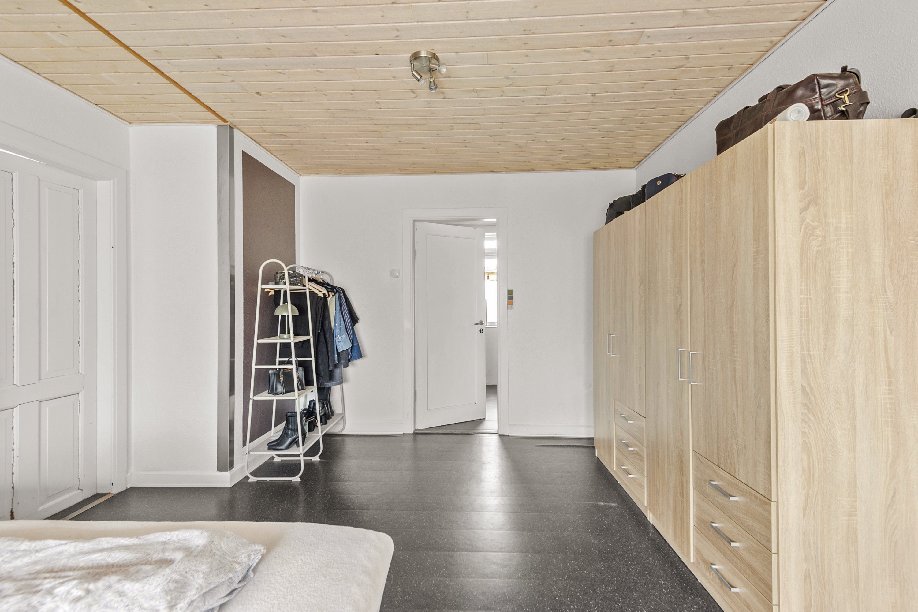 Fremhævet soveværelse billede i fuldskærmstilstand. Billede af Storegade 21, 6862 Tistrup