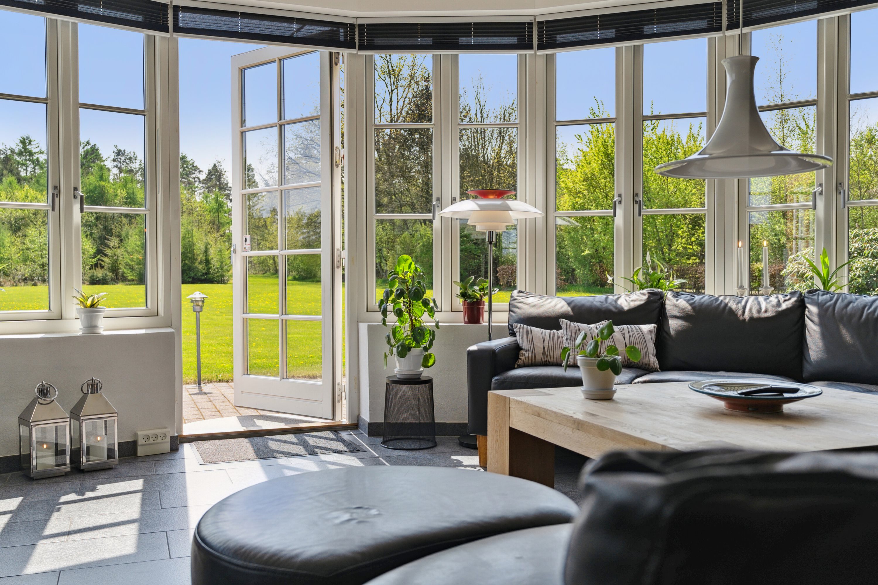 Fremhævet stue billede i fuldskærmstilstand. Billede af Munkhøjvej 4, Lundfod, 7330 Brande