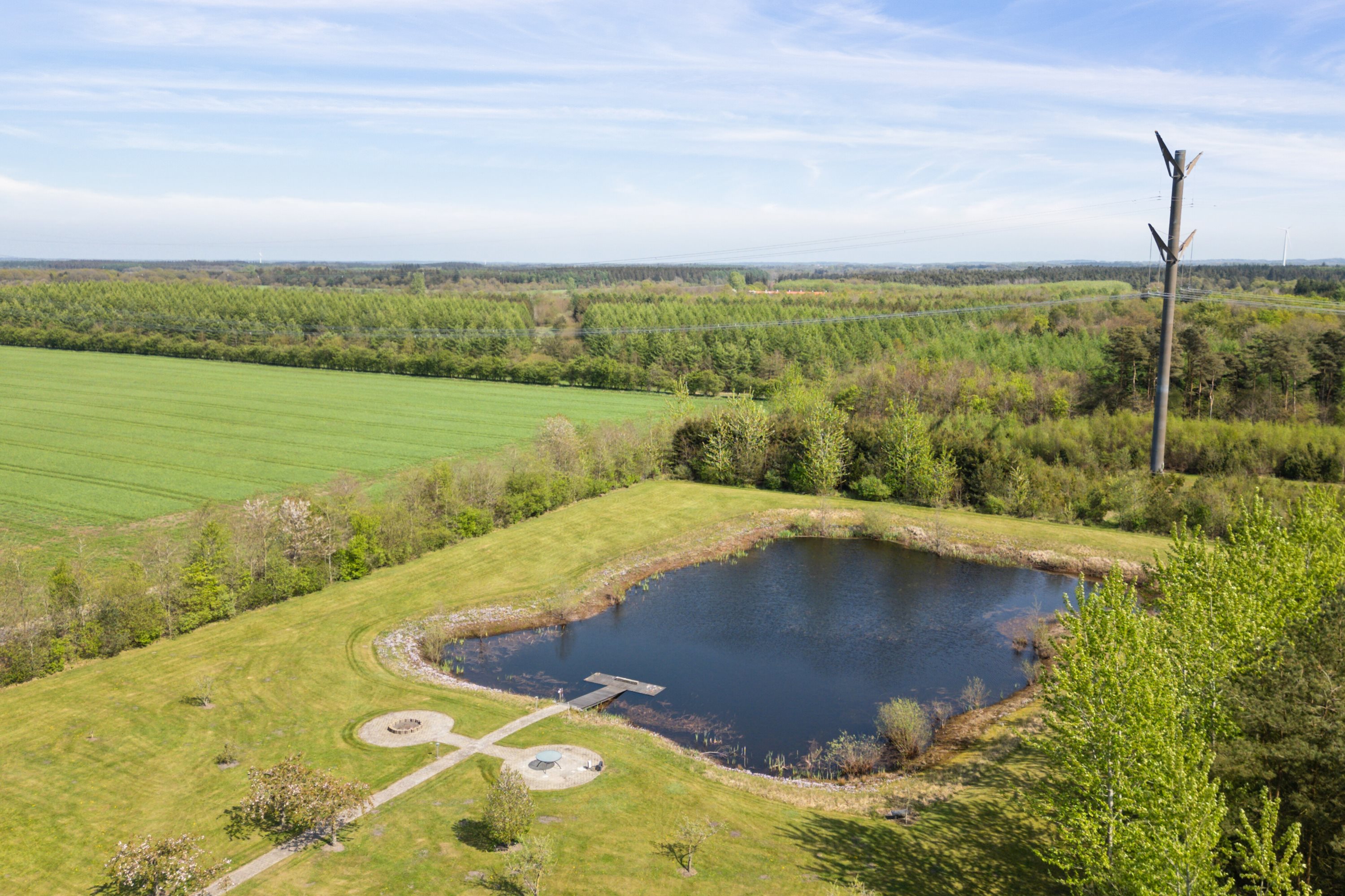 Fremhævet luftfoto billede i fuldskærmstilstand. Billede af Munkhøjvej 4, Lundfod, 7330 Brande