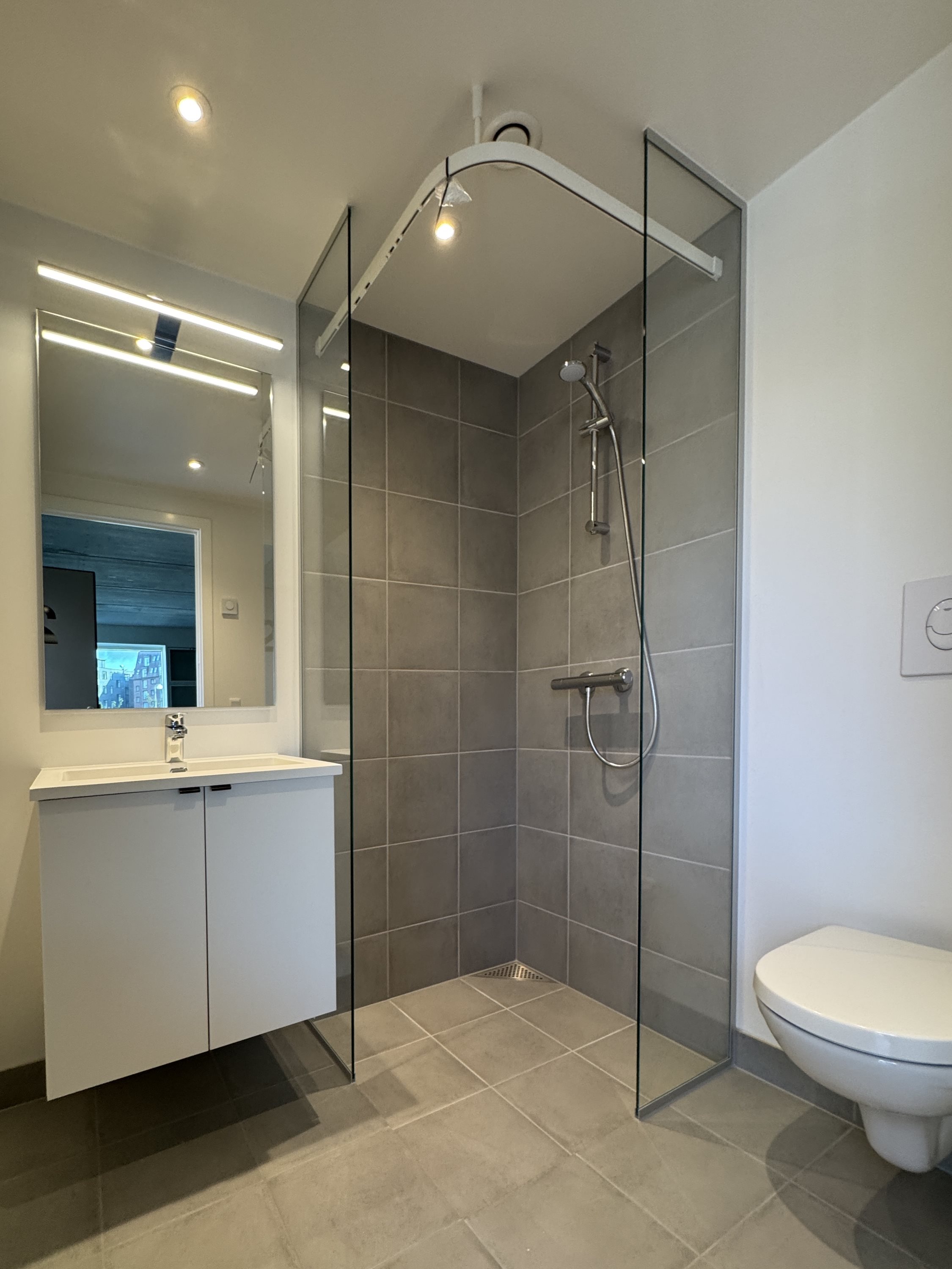 Fremhævet  billede i fuldskærmstilstand. Billede af Enggade 2G, 1., 5000 Odense C