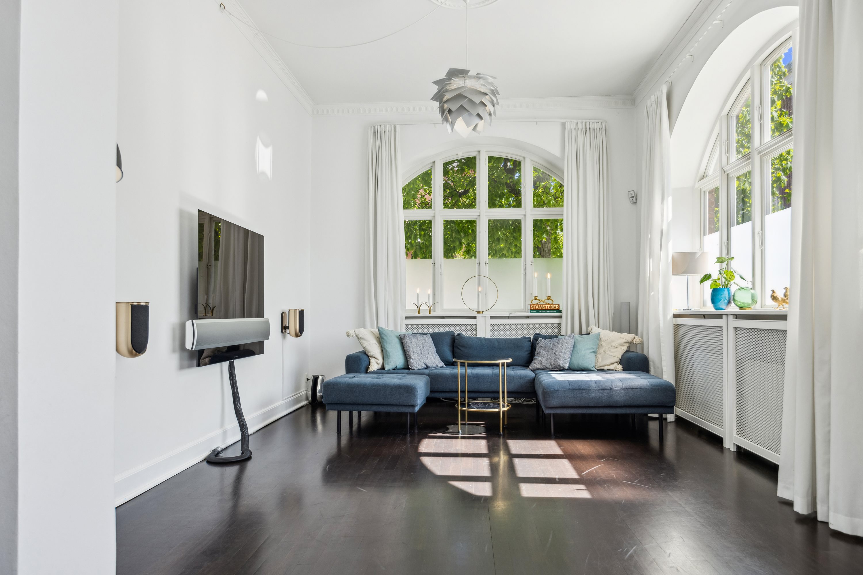 Fremhævet stue billede i fuldskærmstilstand. Billede af Forchhammersvej 14, st.. th., 1920 Frederiksberg C