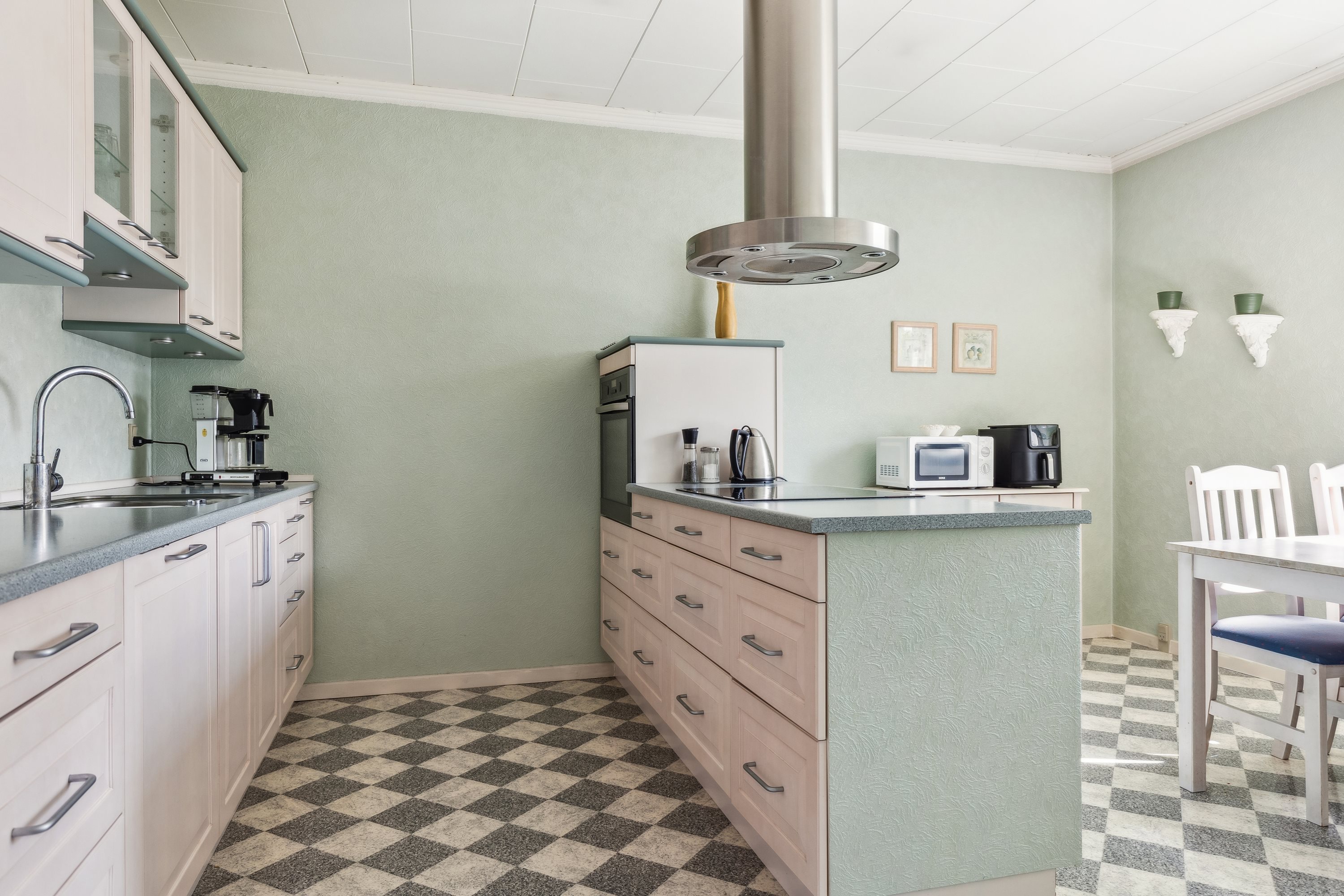 Fremhævet køkken billede i fuldskærmstilstand. Billede af Krogen 1, Bjergsted, 4450 Jyderup