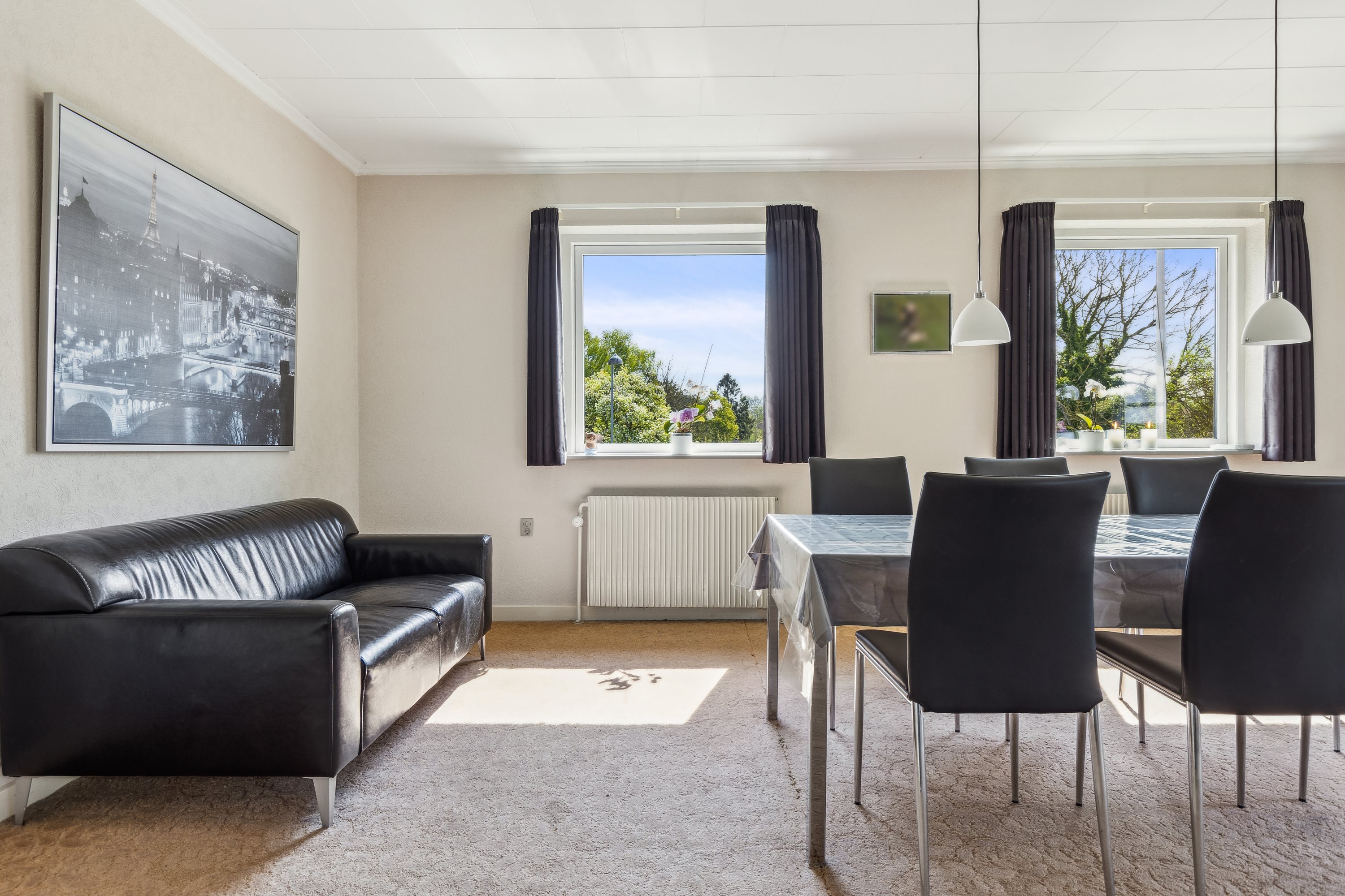 Fremhævet stue billede i fuldskærmstilstand. Billede af Krogen 1, Bjergsted, 4450 Jyderup