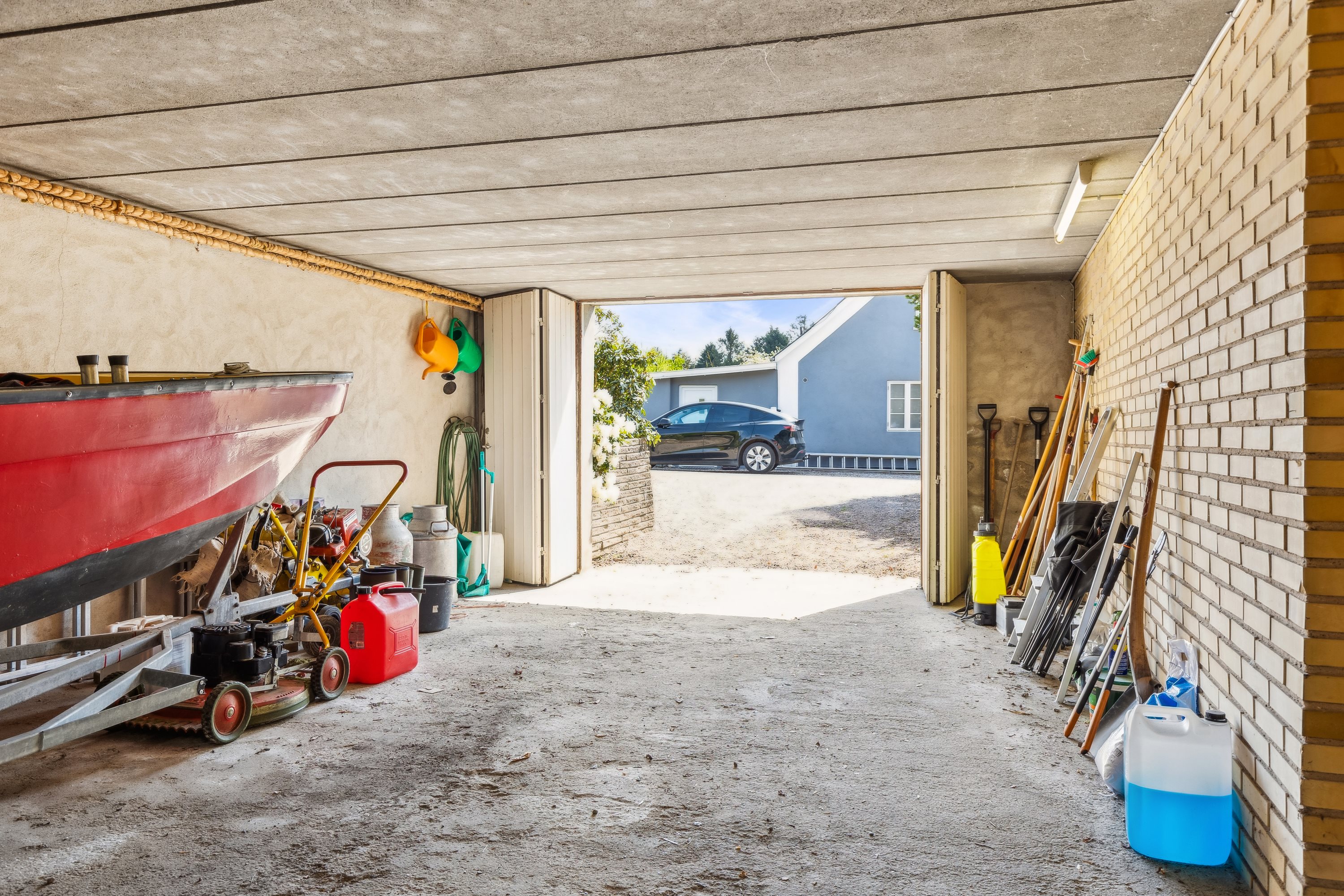 Fremhævet garage billede i fuldskærmstilstand. Billede af Krogen 1, Bjergsted, 4450 Jyderup