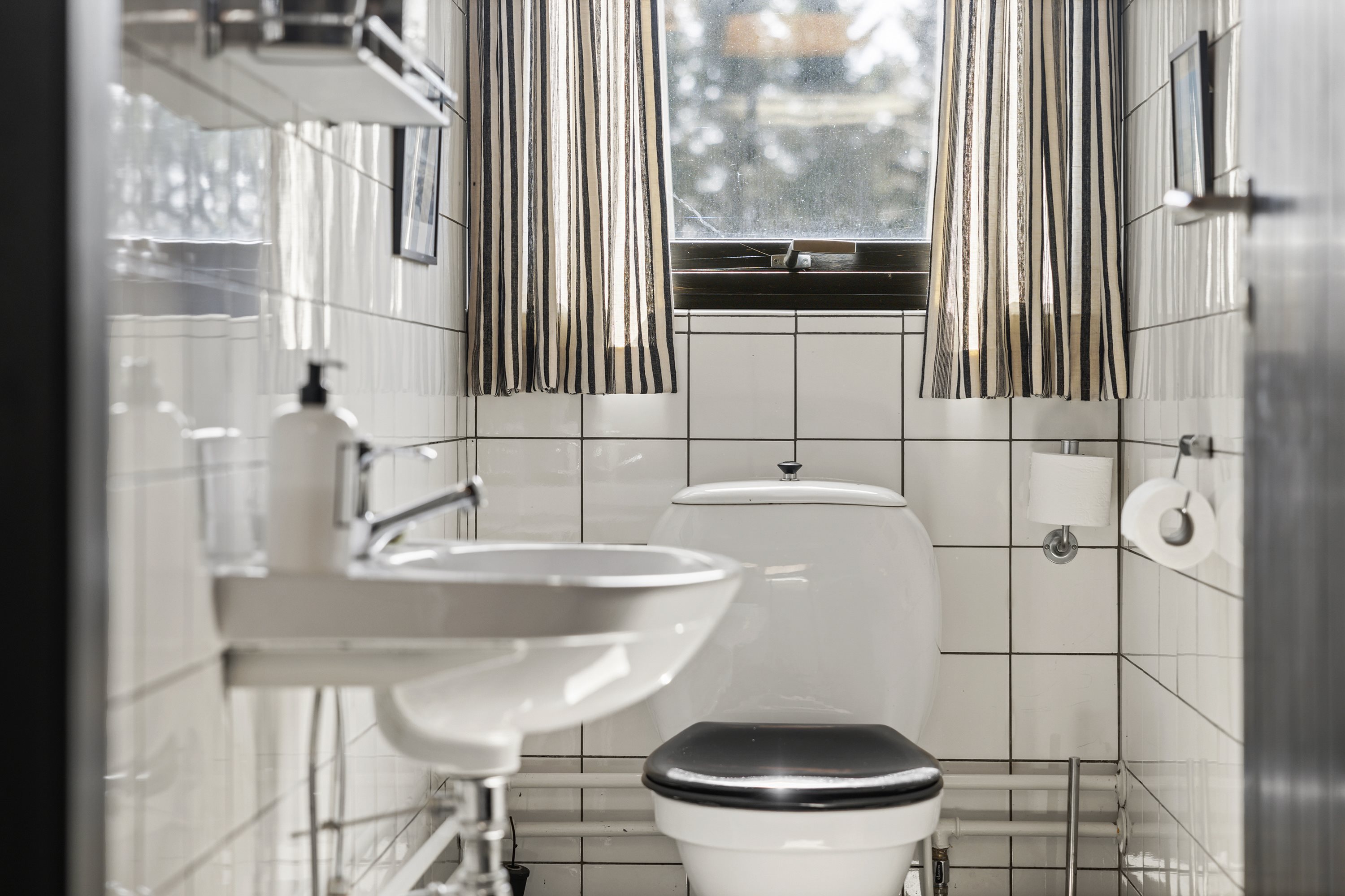 Fremhævet badeværelse billede i fuldskærmstilstand. Billede af Sømærkevej 7, Tversted, 9881 Bindslev