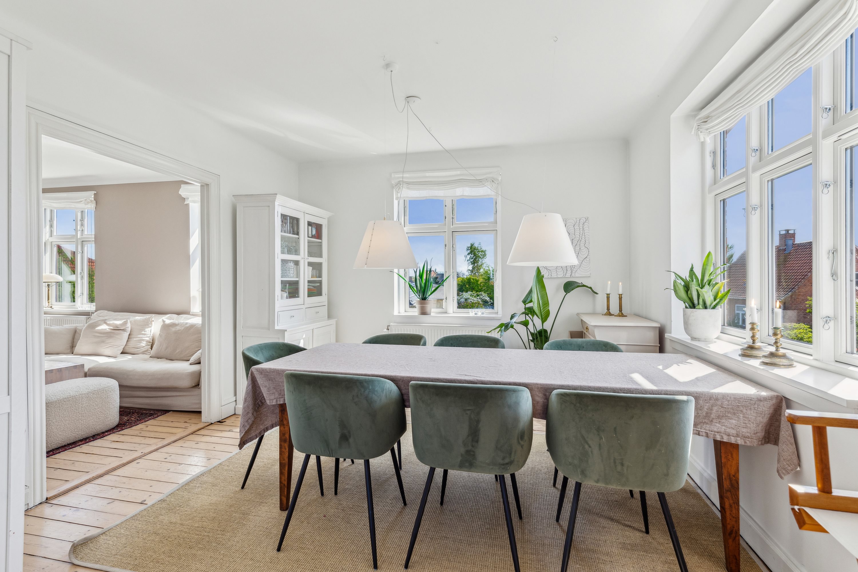 Fremhævet spisestue billede i fuldskærmstilstand. Billede af Hyltebjerg Allé 85, 1., 2720 Vanløse