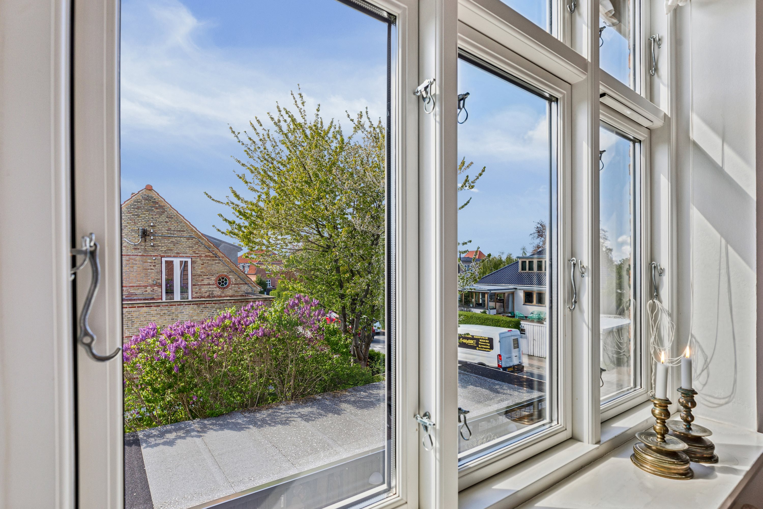 Fremhævet altan billede i fuldskærmstilstand. Billede af Hyltebjerg Allé 85, 1., 2720 Vanløse