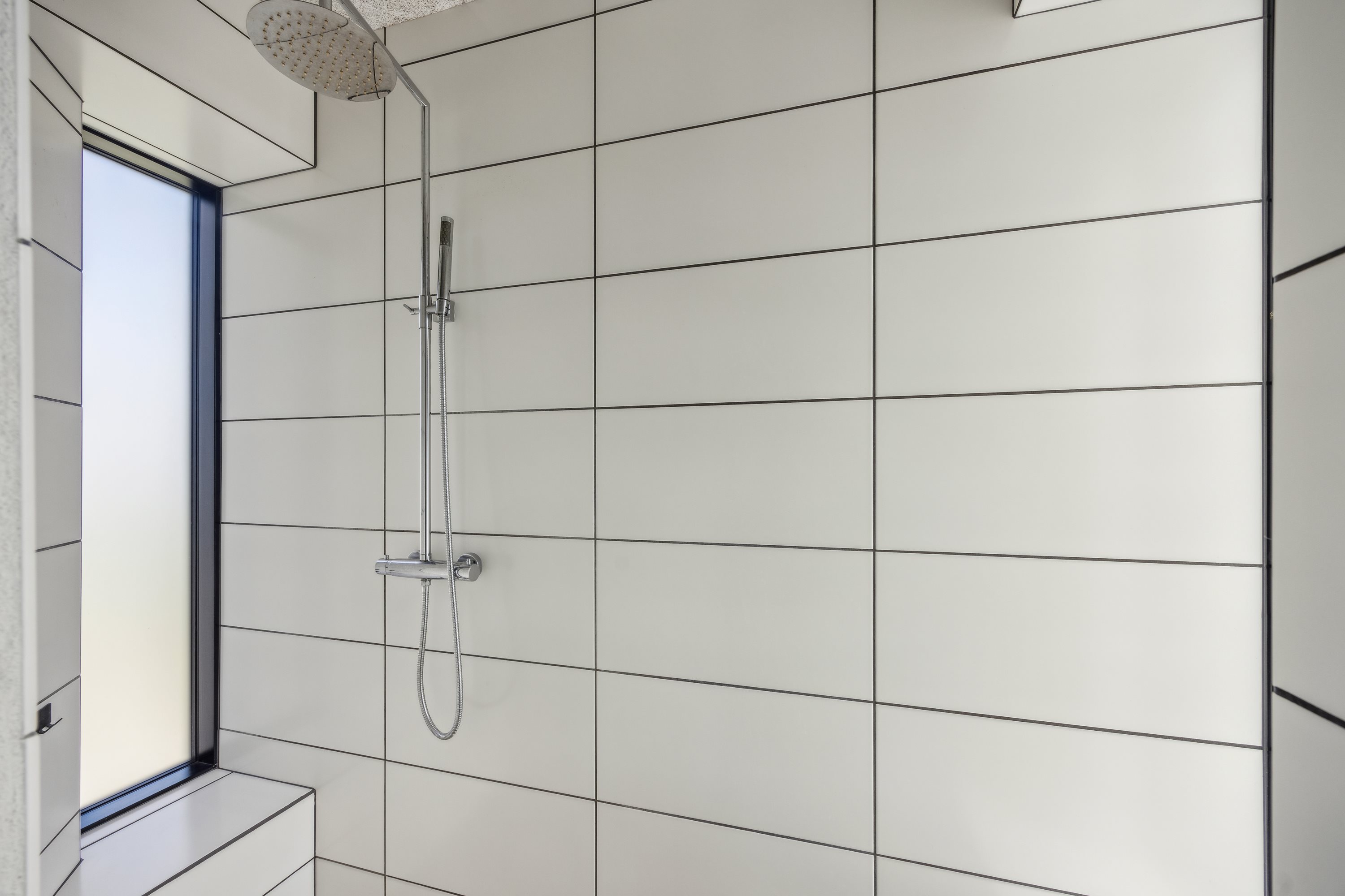 Fremhævet badeværelse billede i fuldskærmstilstand. Billede af Johannes V. Jensens Vej 1, 9500 Hobro