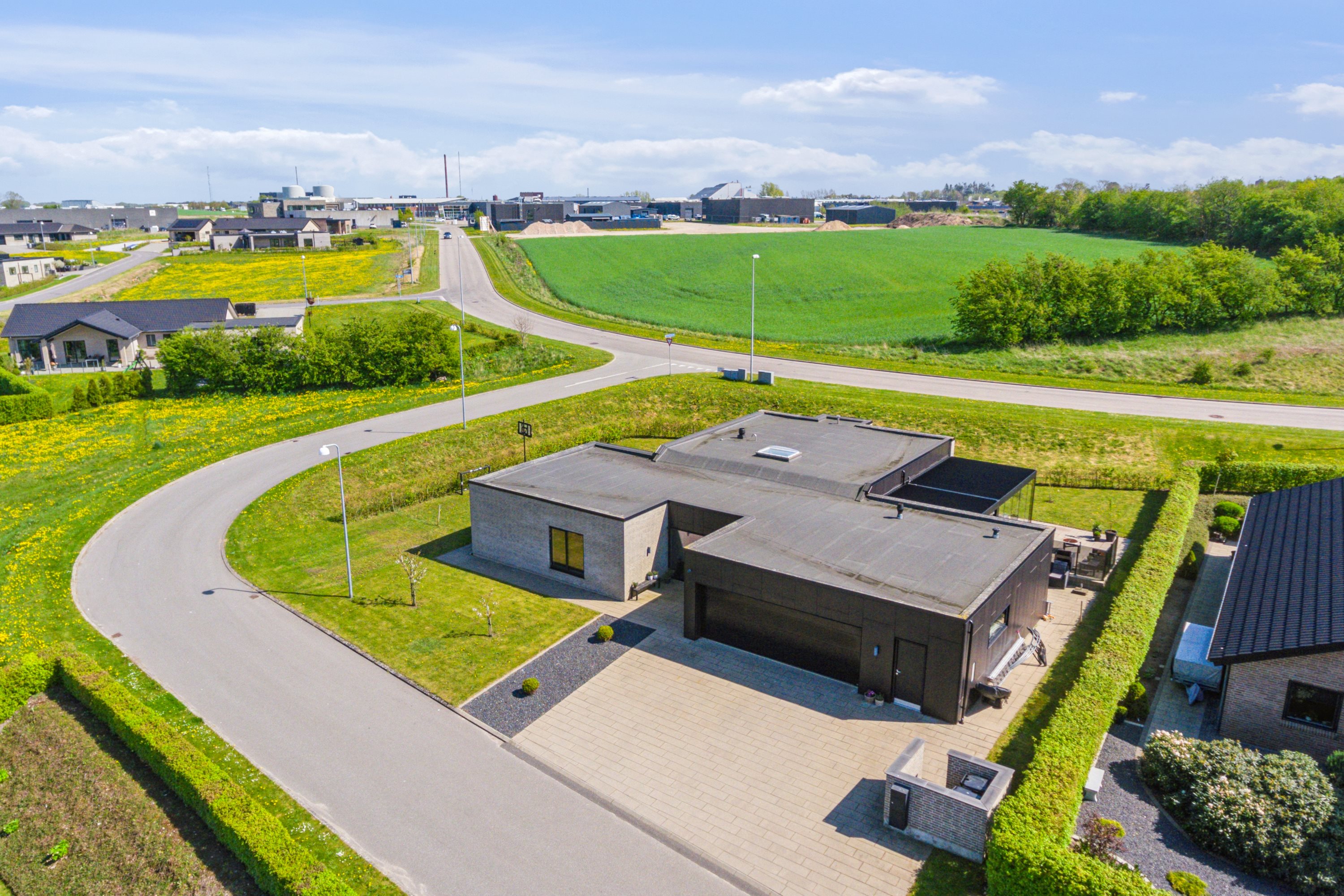 Fremhævet ejendommen billede i fuldskærmstilstand. Billede af Johannes V. Jensens Vej 1, 9500 Hobro