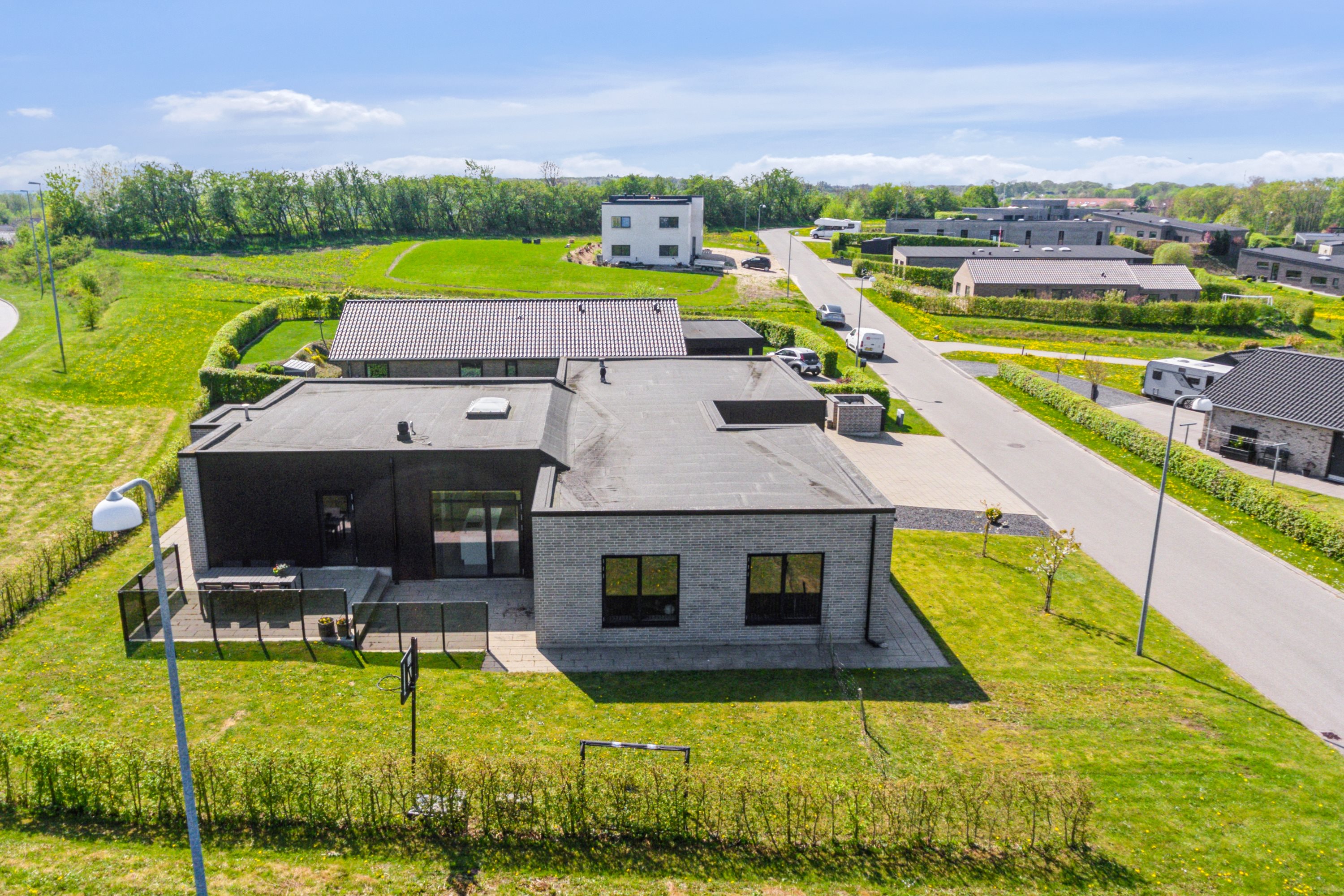 Fremhævet ejendommen billede i fuldskærmstilstand. Billede af Johannes V. Jensens Vej 1, 9500 Hobro