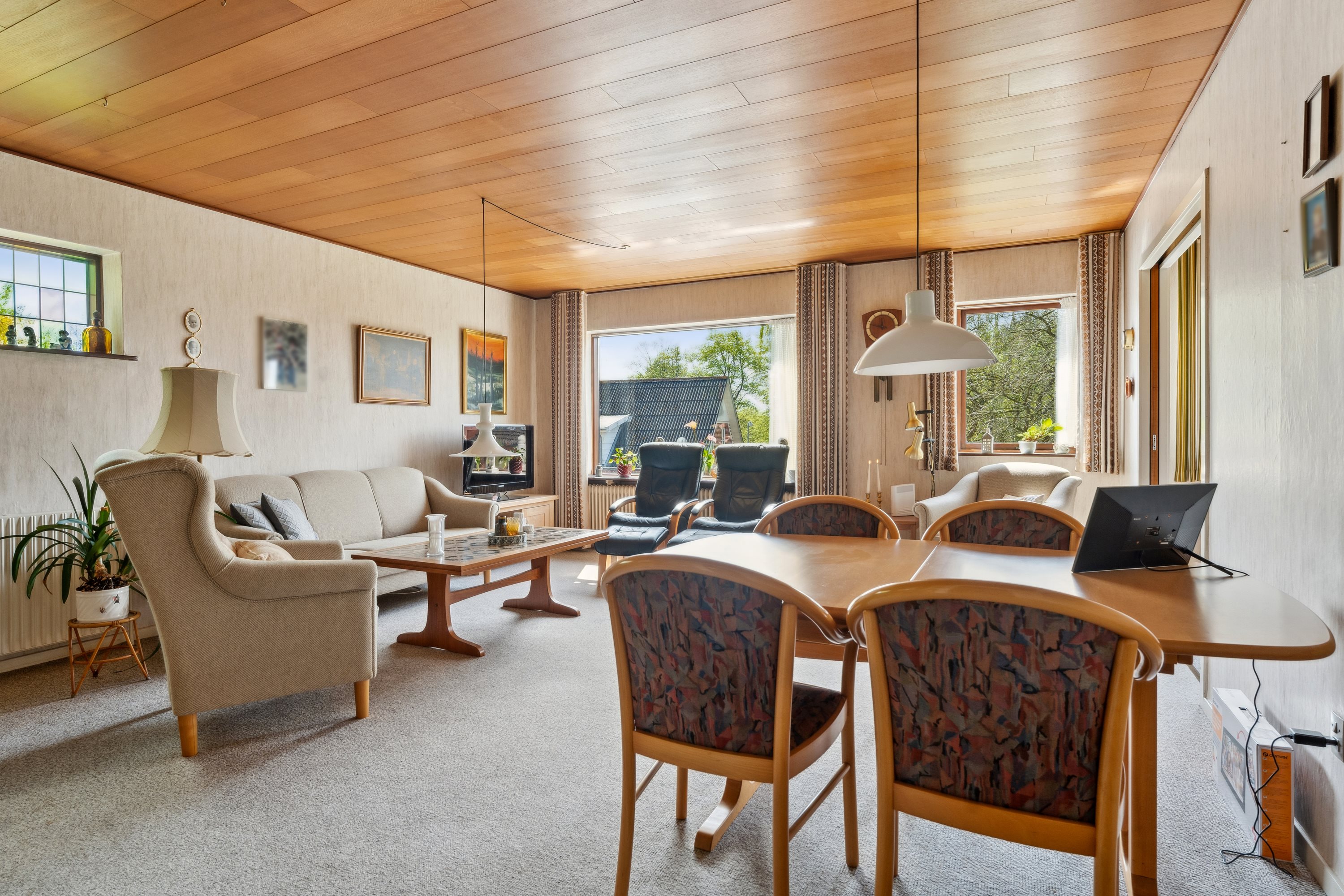 Fremhævet stue billede i fuldskærmstilstand. Billede af Bjerrevej 7, 8840 Rødkærsbro