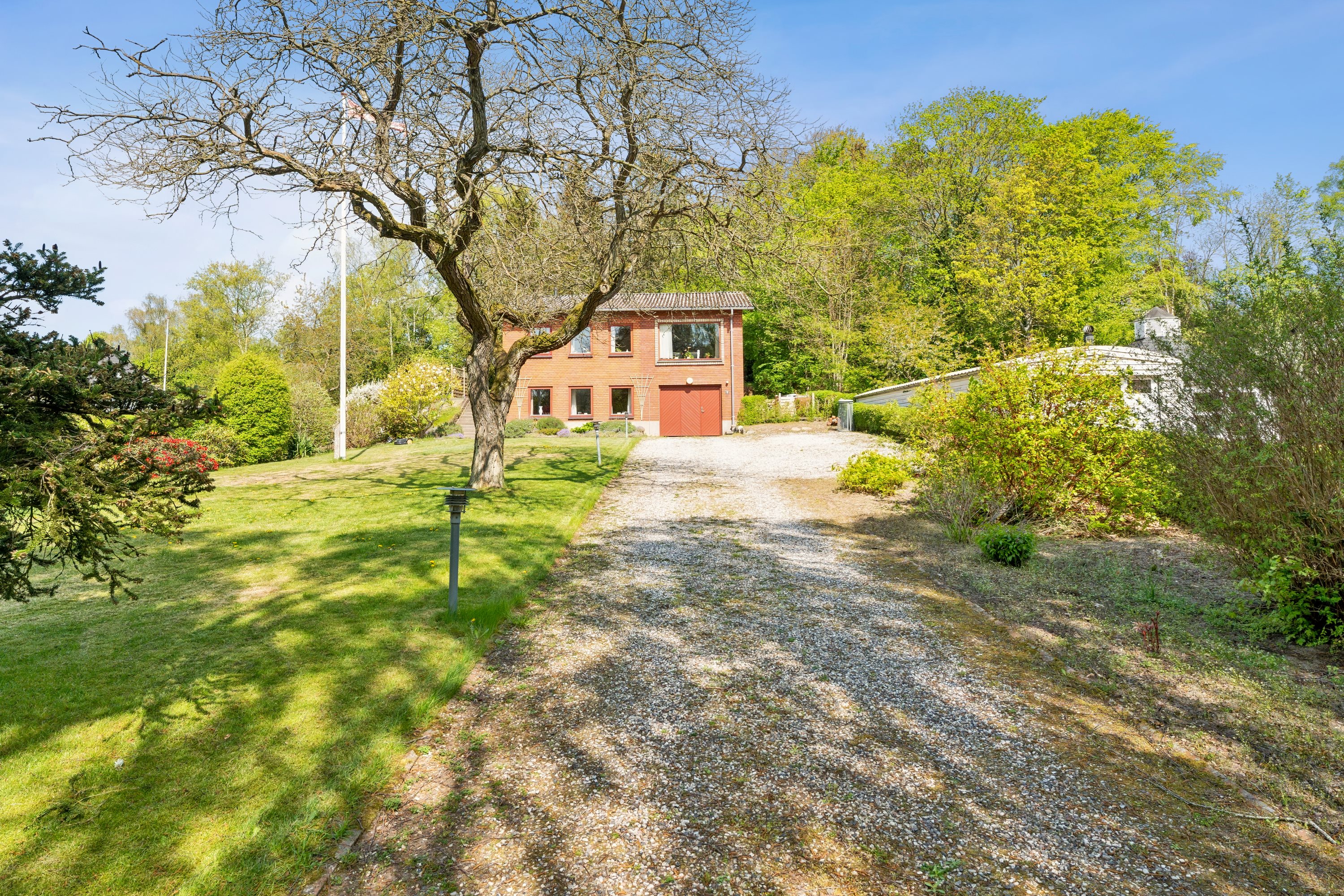 Fremhævet ejendom 1 billede i fuldskærmstilstand. Billede af Bjerrevej 7, 8840 Rødkærsbro