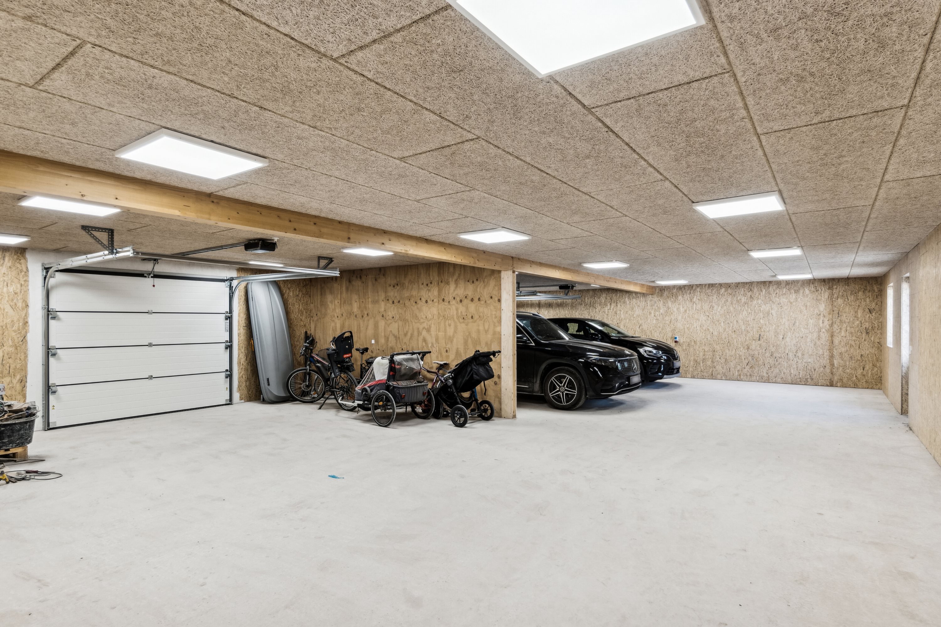 Fremhævet garage billede i fuldskærmstilstand. Billede af Dybedalsvej 1, Tolsager, 4550 Asnæs