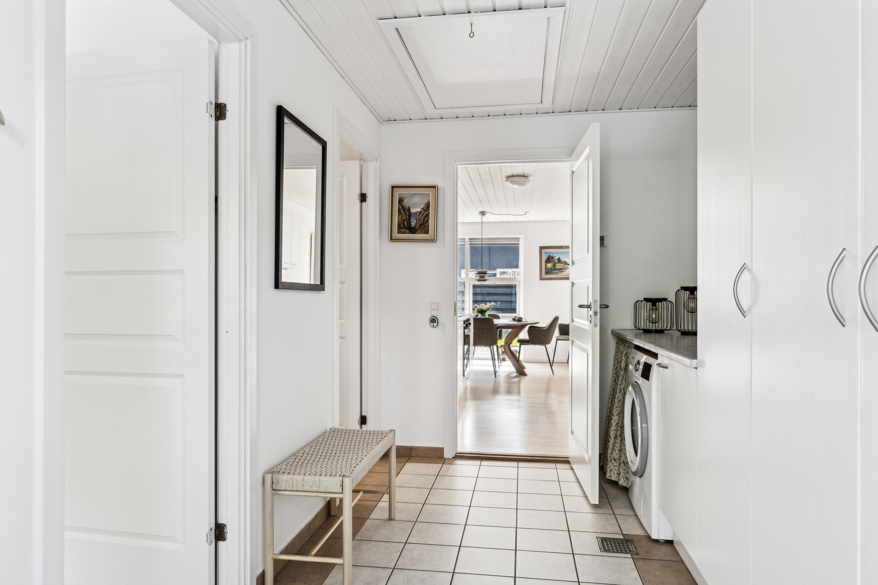 Fremhævet gang billede i fuldskærmstilstand. Billede af Vinkelvej 1A, 4573 Højby