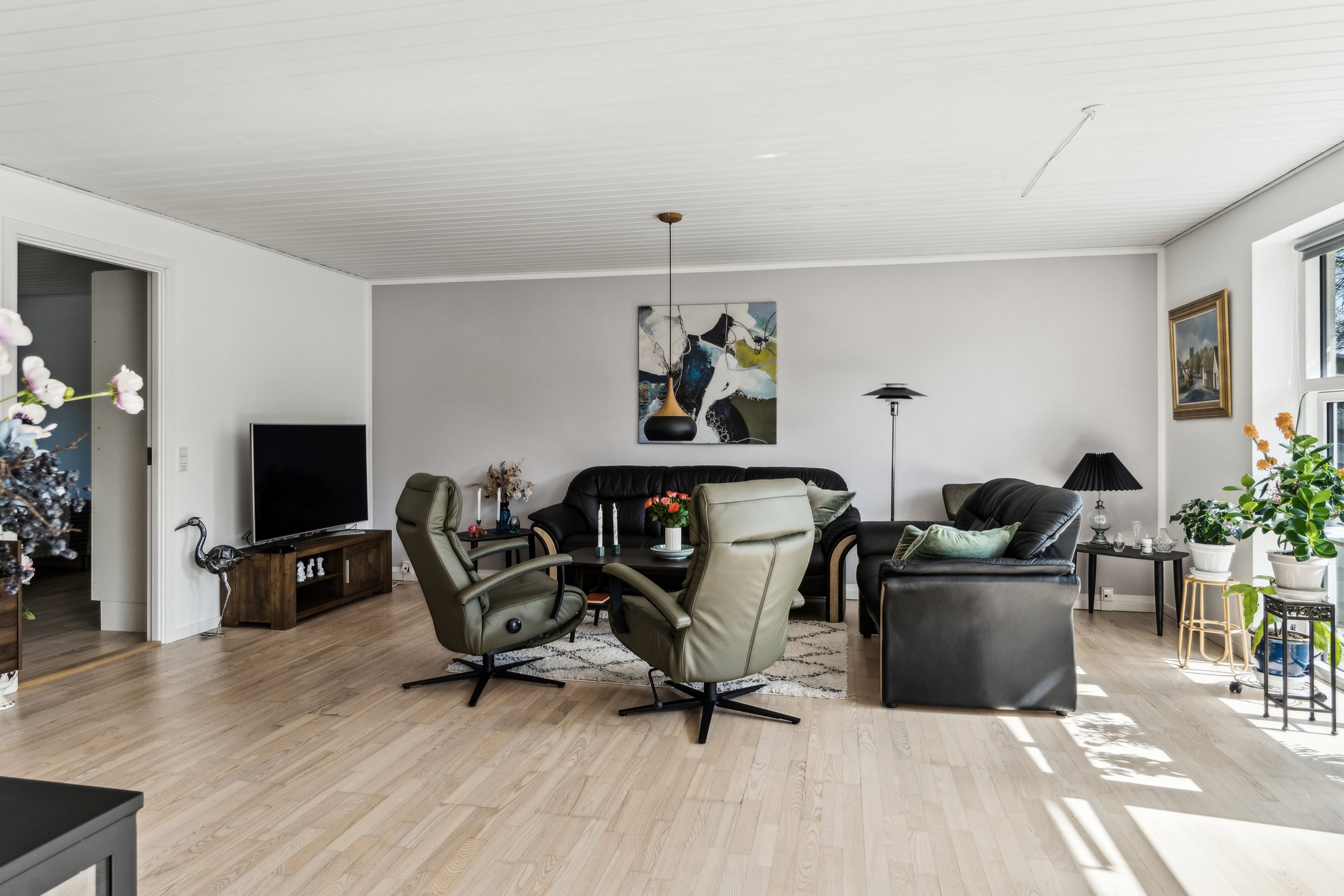 Fremhævet stue billede i fuldskærmstilstand. Billede af Vinkelvej 1A, 4573 Højby