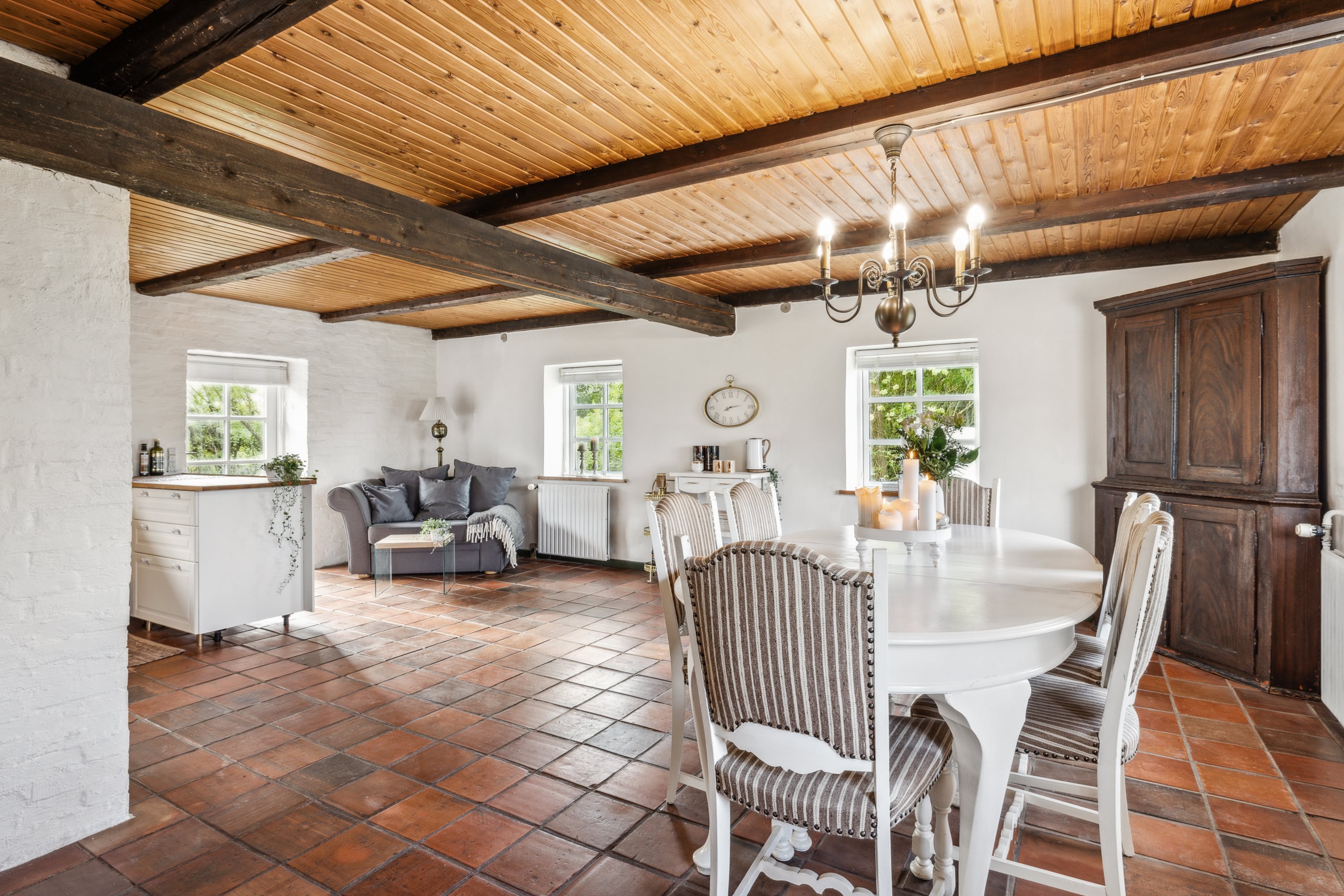 Fremhævet alrum billede i fuldskærmstilstand. Billede af Hobro Landevej 131, Nr Vinge, 8830 Tjele