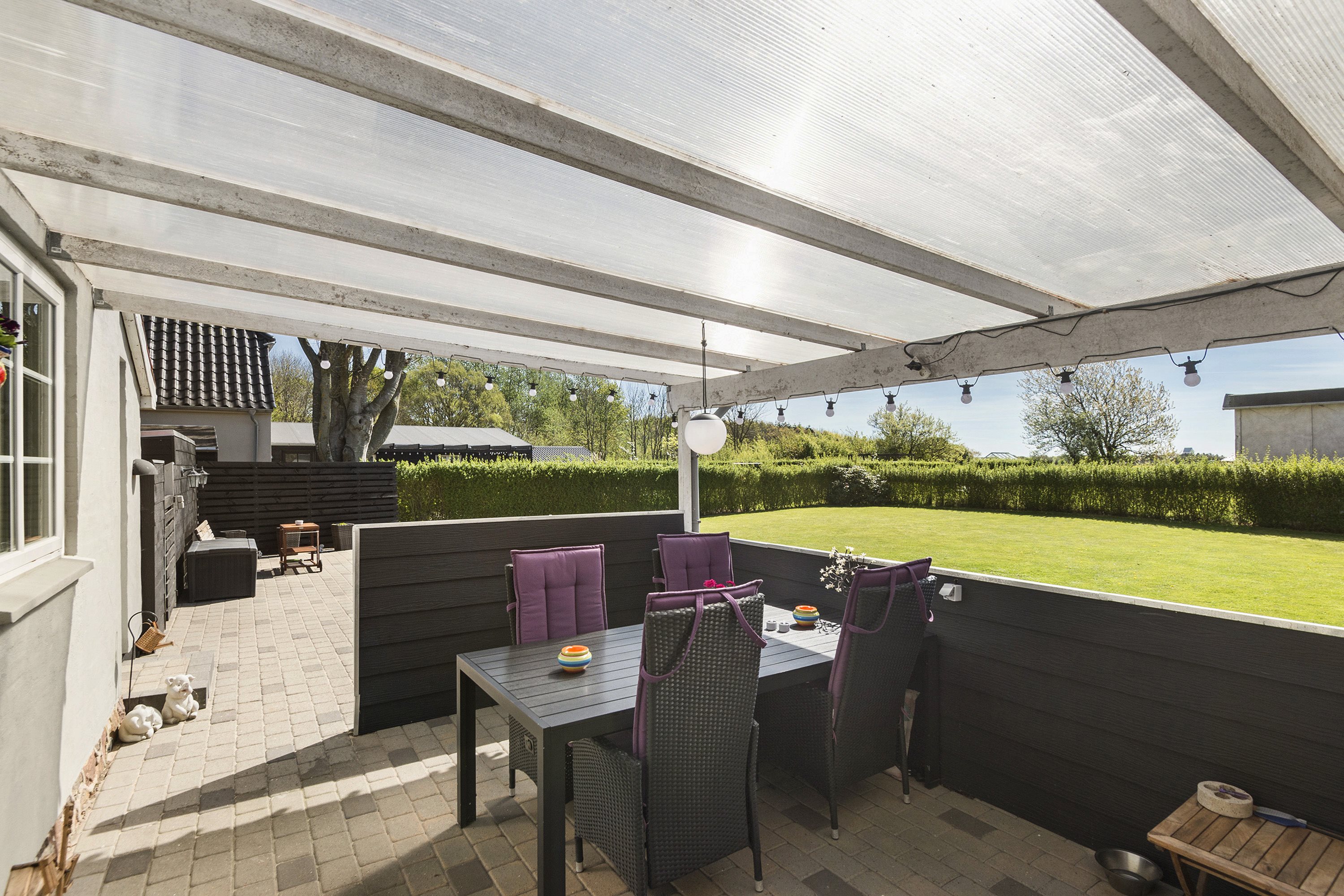 Fremhævet overdækket terrasse billede i fuldskærmstilstand. Billede af Vesterled 55, 6851 Janderup Vestj