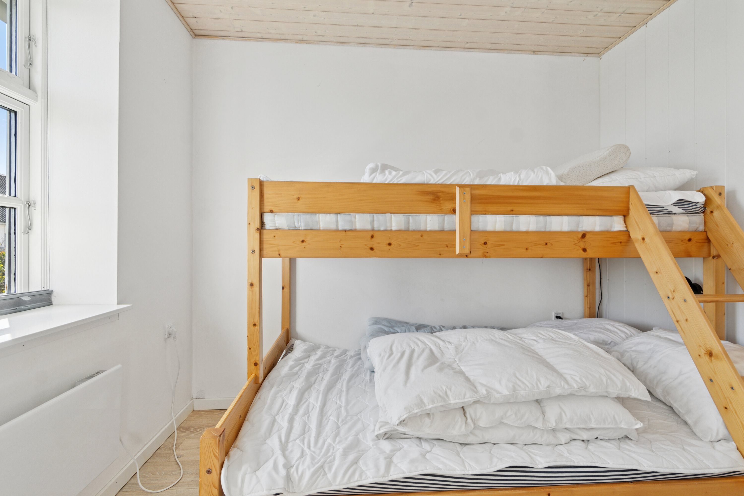 Fremhævet soveværelse billede i fuldskærmstilstand. Billede af Klostermøllevej 15, 7770 Vestervig