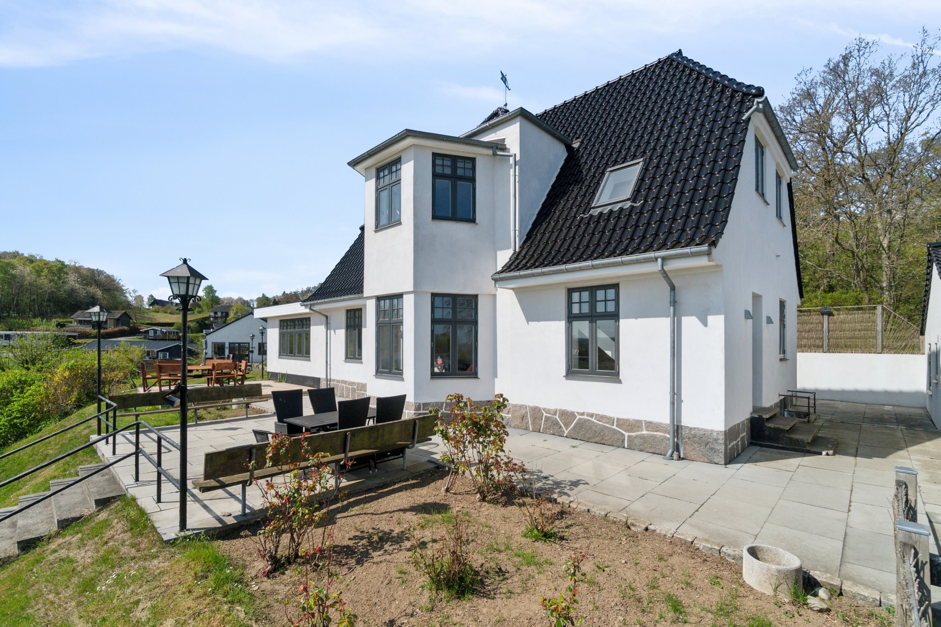 Fremhævet set fra haven billede i fuldskærmstilstand. Billede af Brinkevej 14C, Sandkås, 3770 Allinge