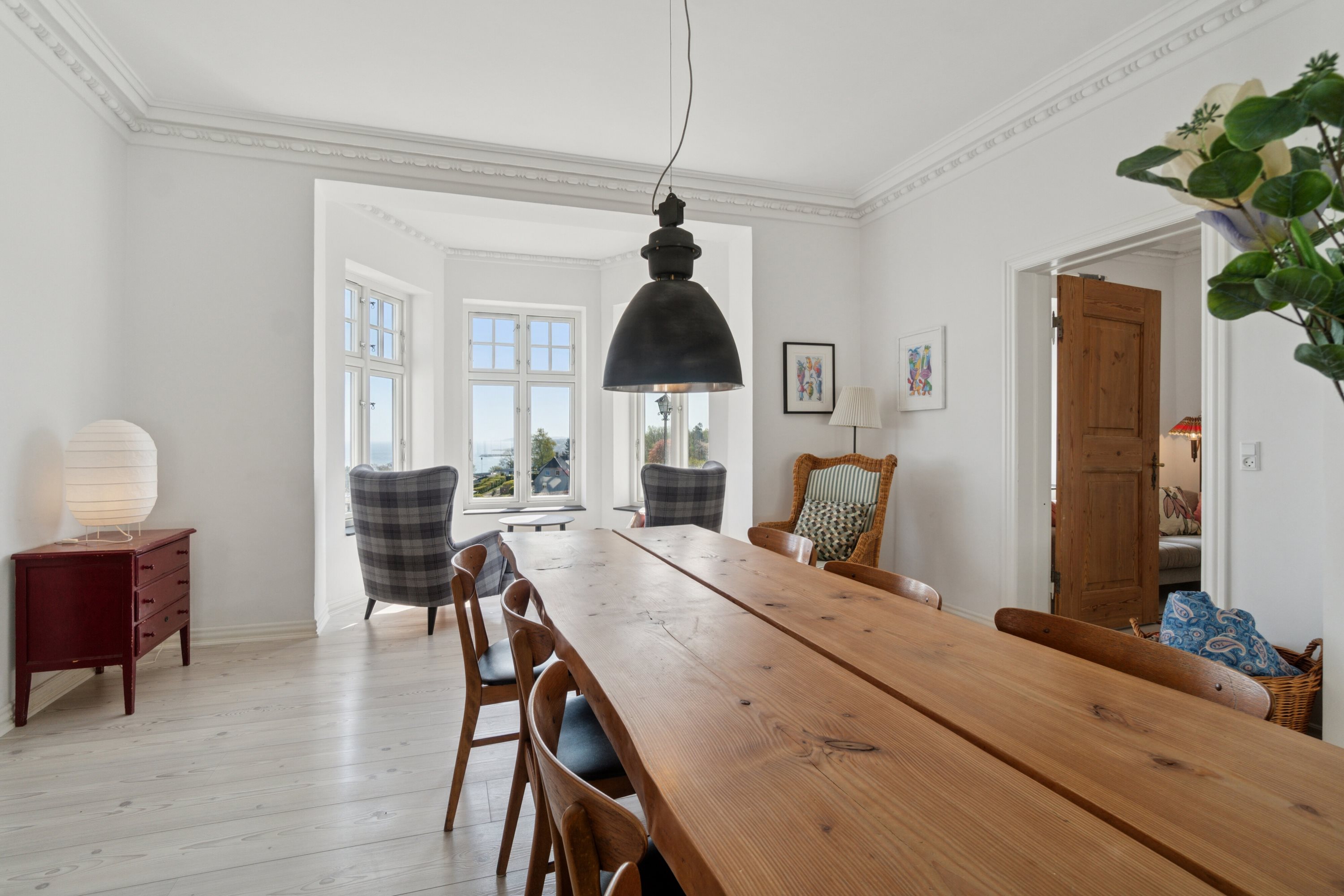 Fremhævet spisestue billede i fuldskærmstilstand. Billede af Brinkevej 14C, Sandkås, 3770 Allinge