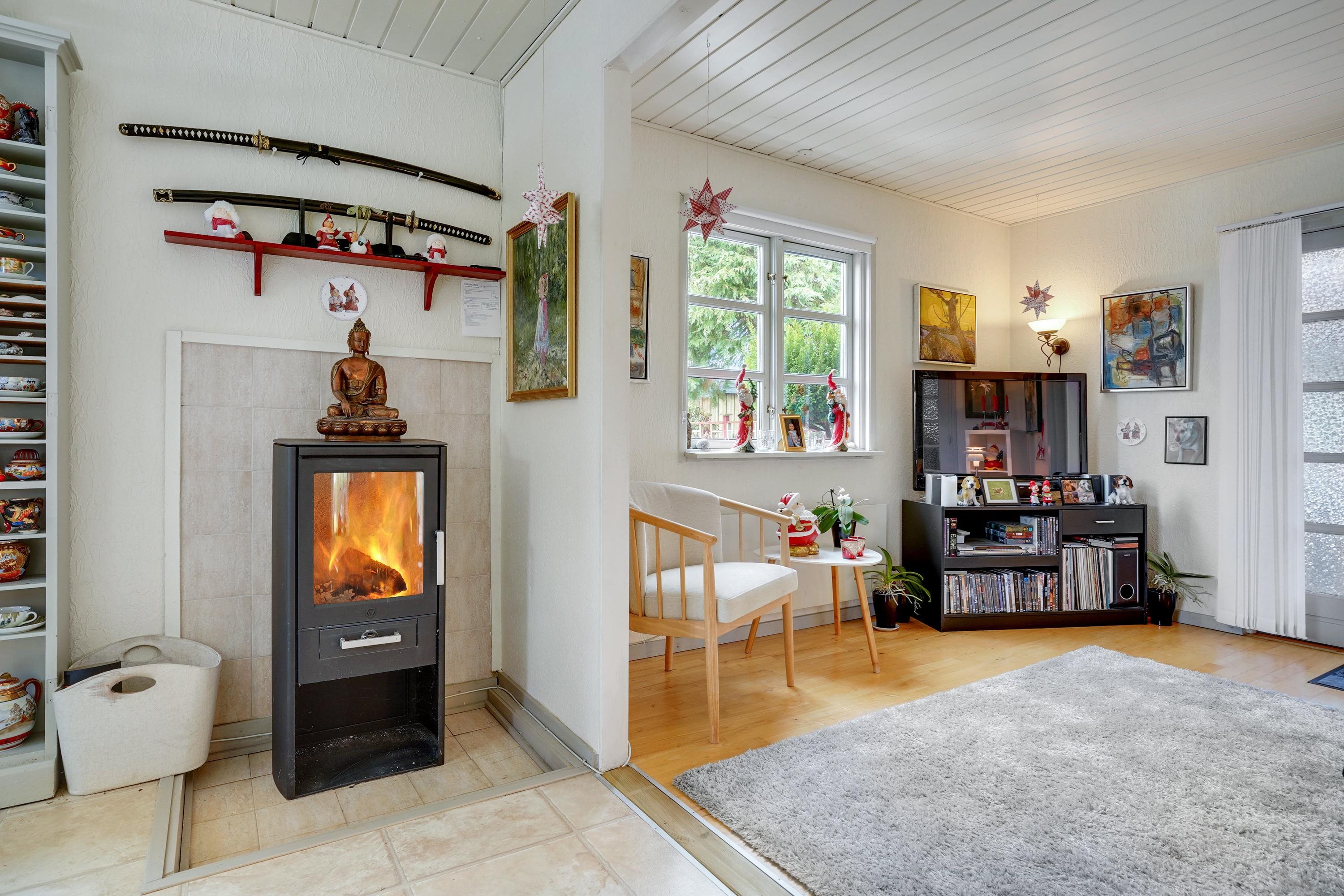 Fremhævet opholdsstue billede i fuldskærmstilstand. Billede af Violvej 3, Skovbølling, 6100 Haderslev