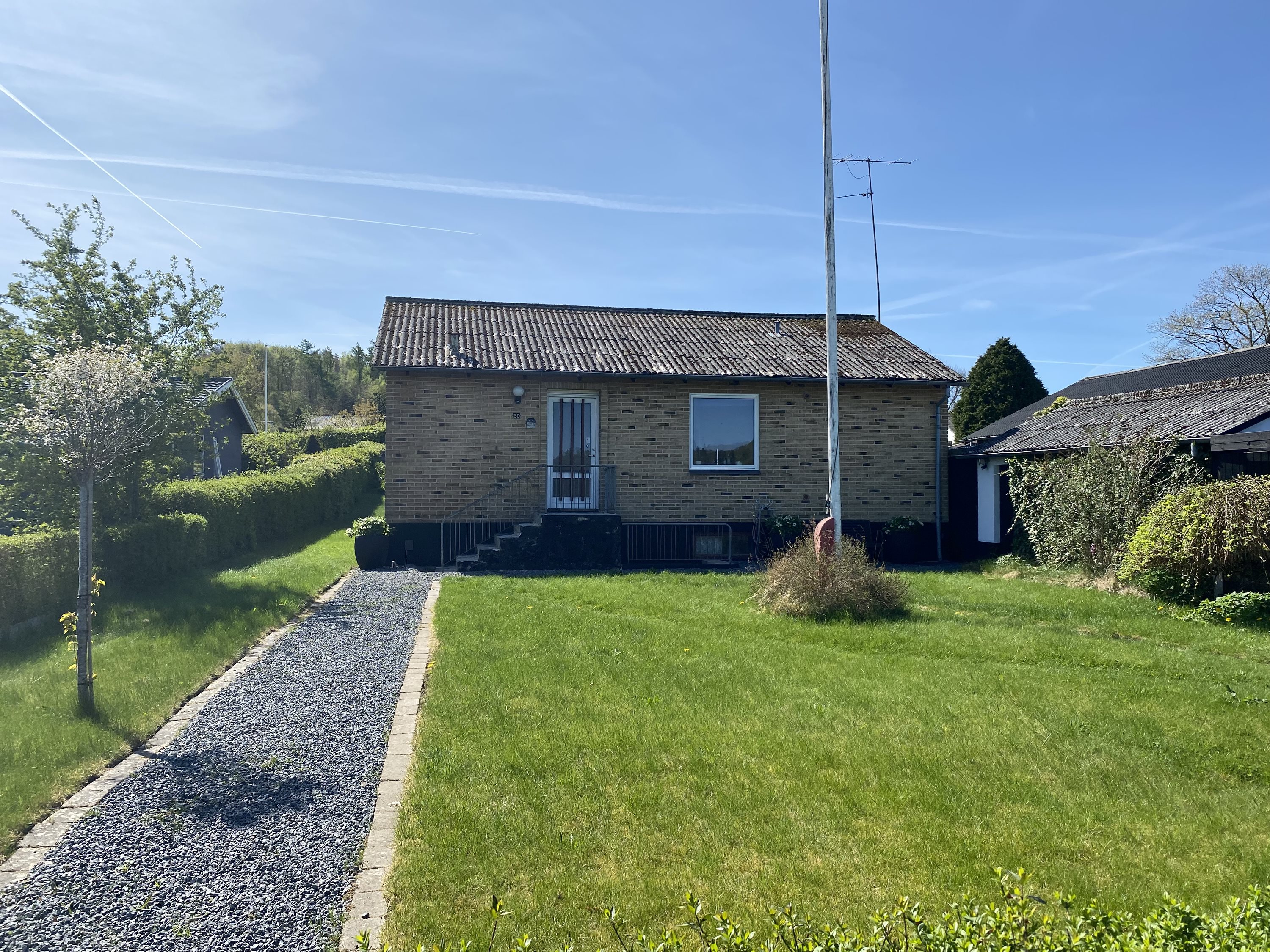 Fremhævet  billede i fuldskærmstilstand. Billede af Teglværksvej 30, 8860 Ulstrup