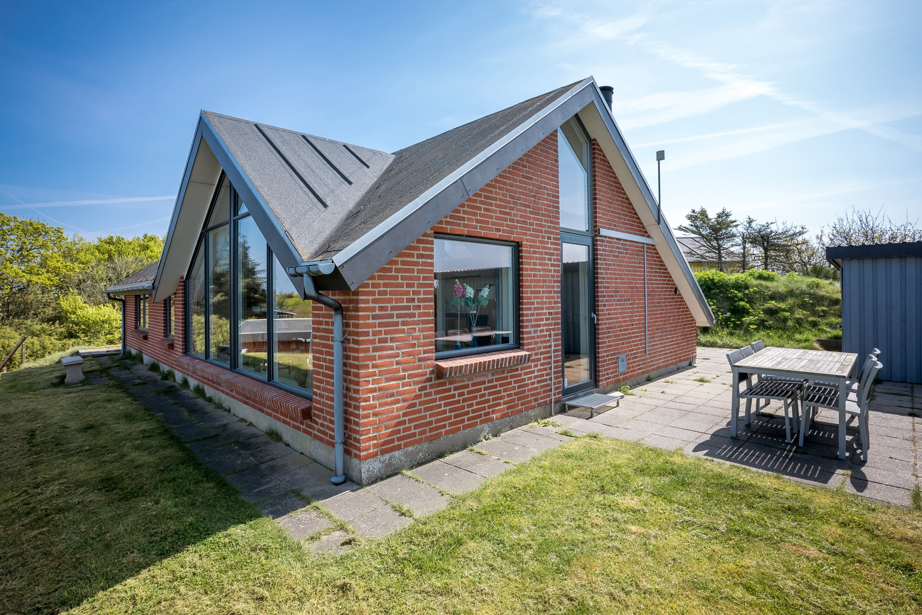 Fremhævet terrasse billede i fuldskærmstilstand. Billede af Granvej 13, Toftum Bjg, 7600 Struer