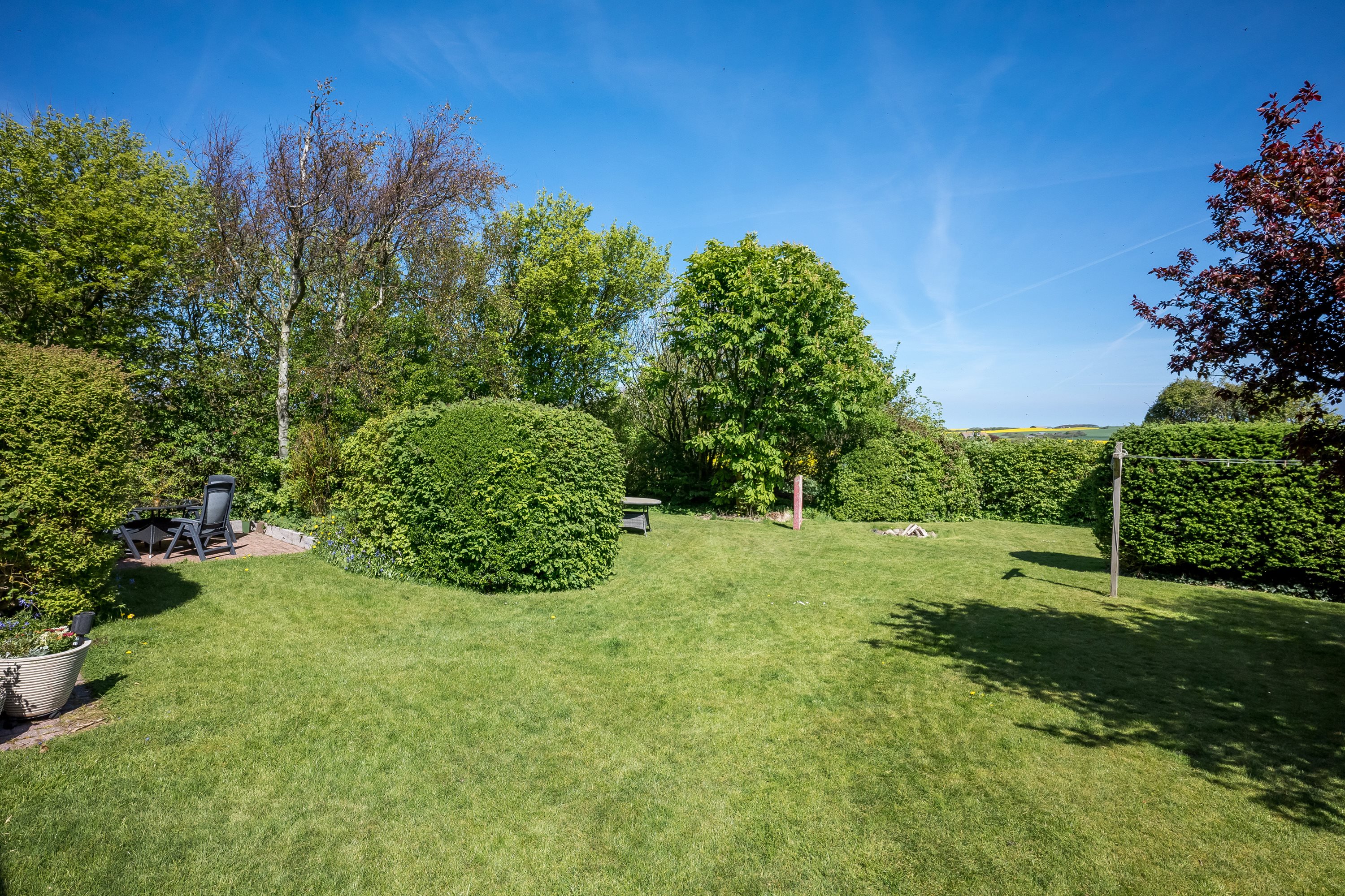 Fremhævet have billede i fuldskærmstilstand. Billede af Thyborønvej 12, Klinkby, 7620 Lemvig