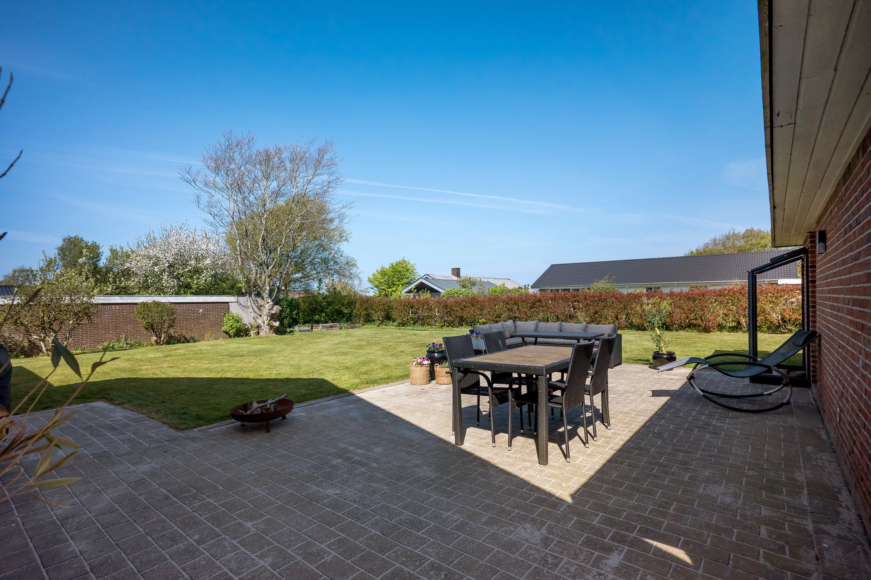 Fremhævet terrasse billede i fuldskærmstilstand. Billede af Ydunslund 28, 7620 Lemvig