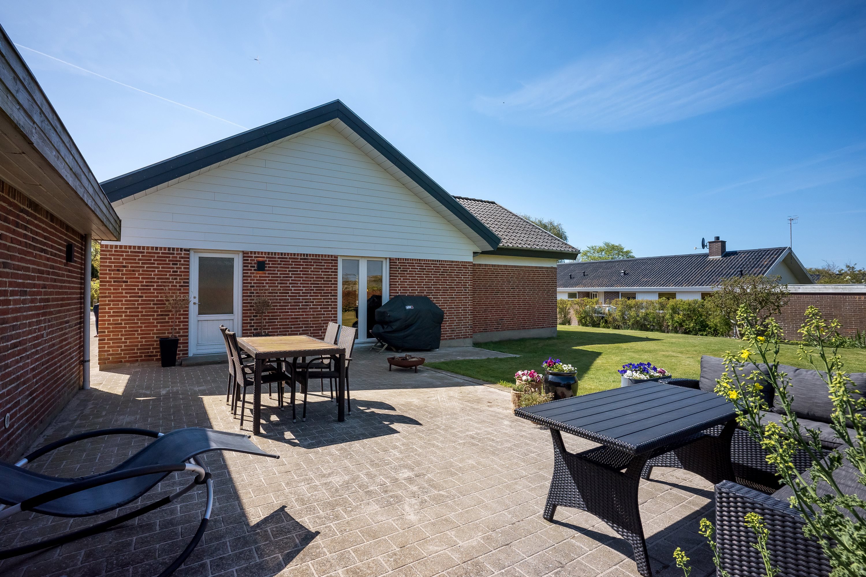 Fremhævet terrasse billede i fuldskærmstilstand. Billede af Ydunslund 28, 7620 Lemvig